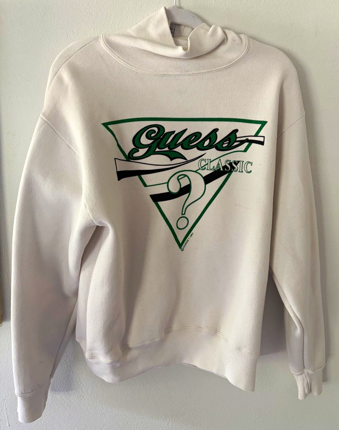 GUESS Classic Vintage 90s Logo Graphic Fleece Turtleneck Sweatshirt L GUESS Classic Vintage 90s Logo Graphic Fleece Turtleneck Sweatshirt L