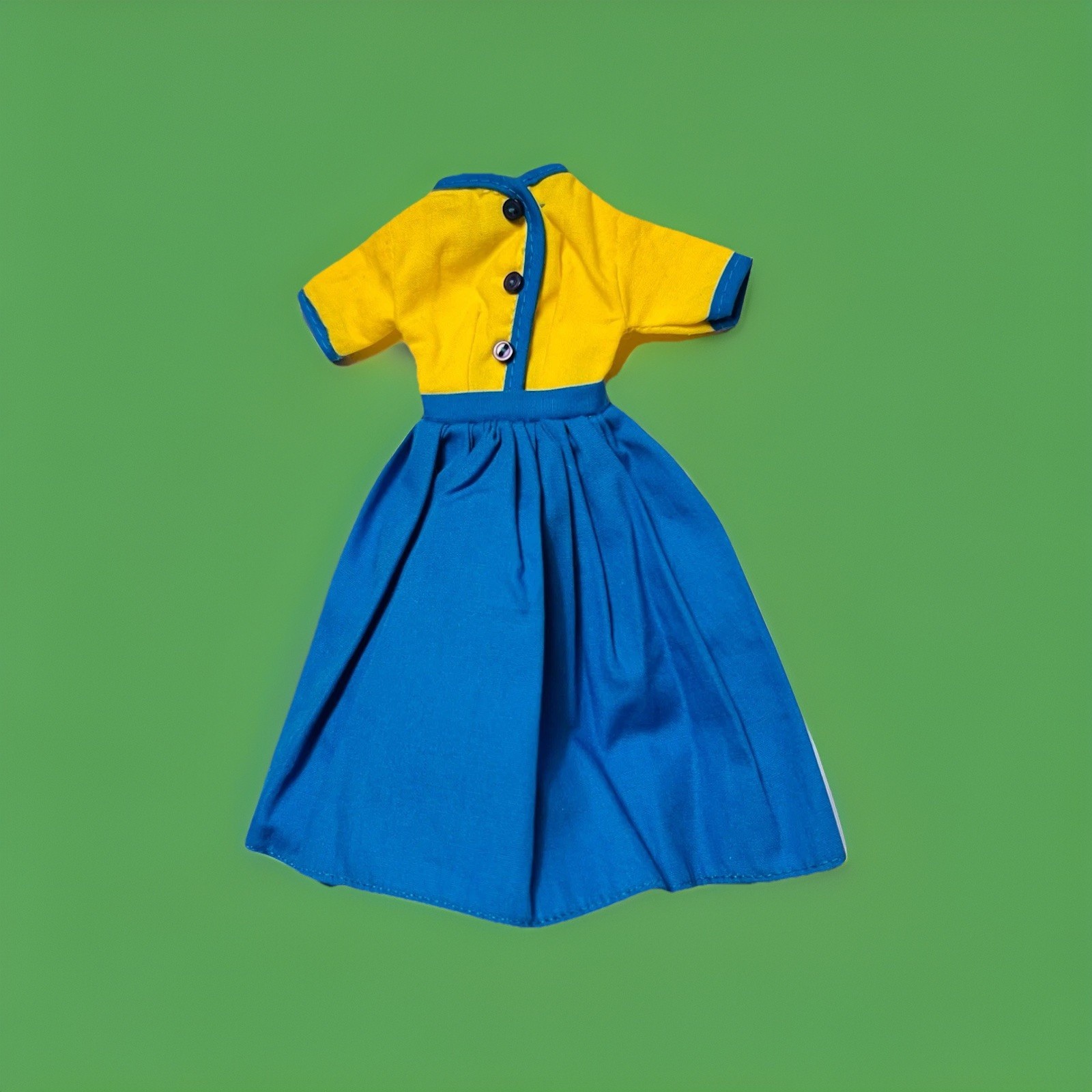 Vintage 1962 Barbie Midge Blue & Yellow Dress + Hat Set Clone Fashion Vintage 1962 Barbie Midge Blue & Yellow Dress + Hat Set Clone Fashion