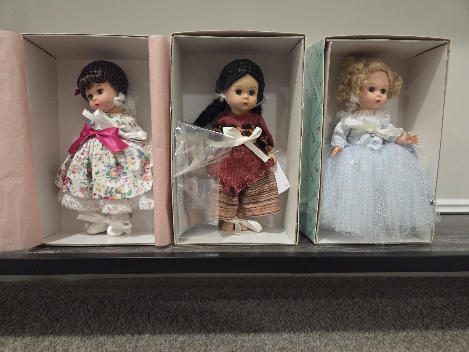 Madame Alexander 3 Doll Lot Catch A Falling Star, Spring Flower Garden Sacajawea