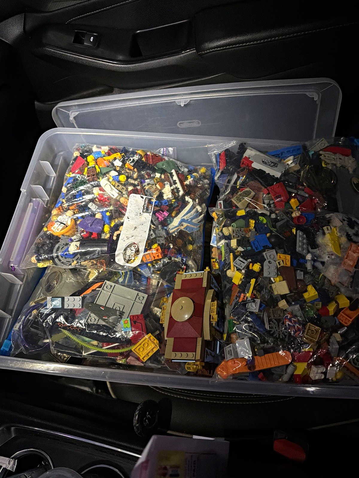 LEGO Bulk Lot Mixed Minifigures & Assorted Pieces Multicolor Plastic Bags LEGO Bulk Lot Mixed Minifigures & Assorted Pieces Multicolor Plastic Bags