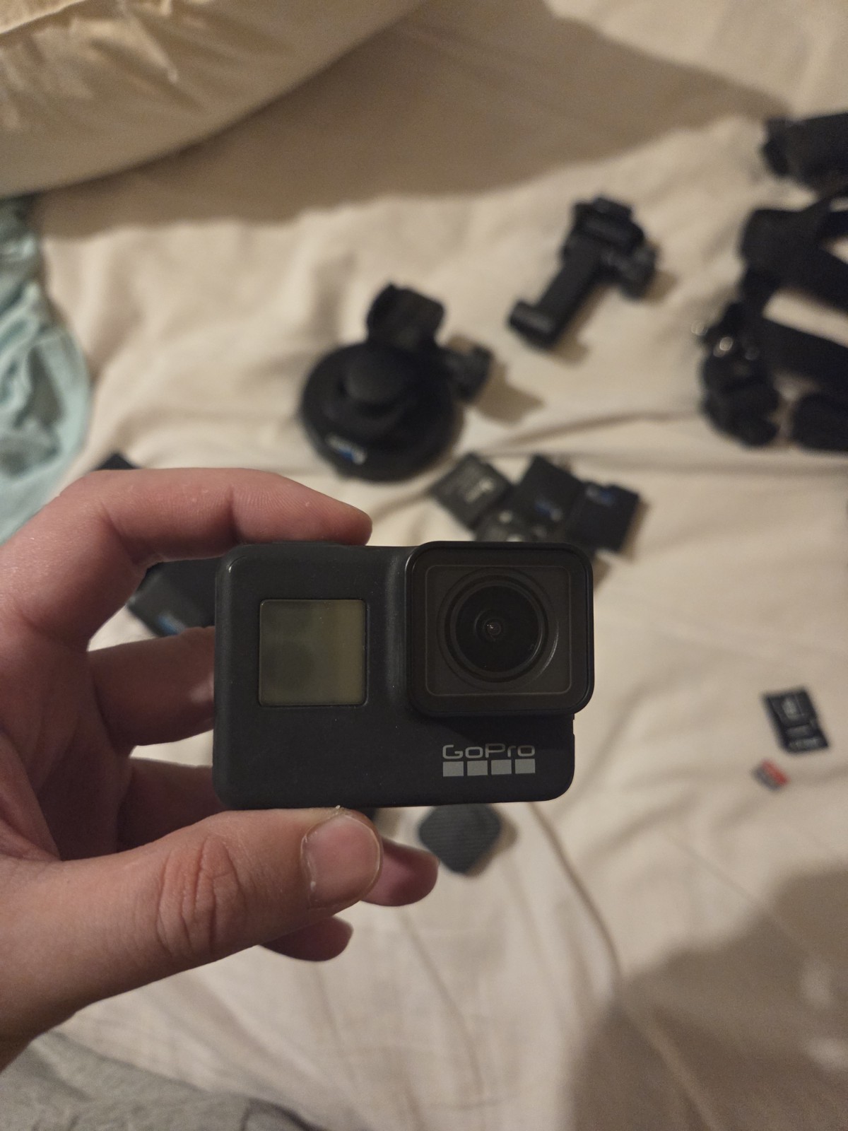 GoPro Hero 7 Black Camera with Accessories Large Bundle GoPro Hero 7 Black Camera with Accessories Large Bundle