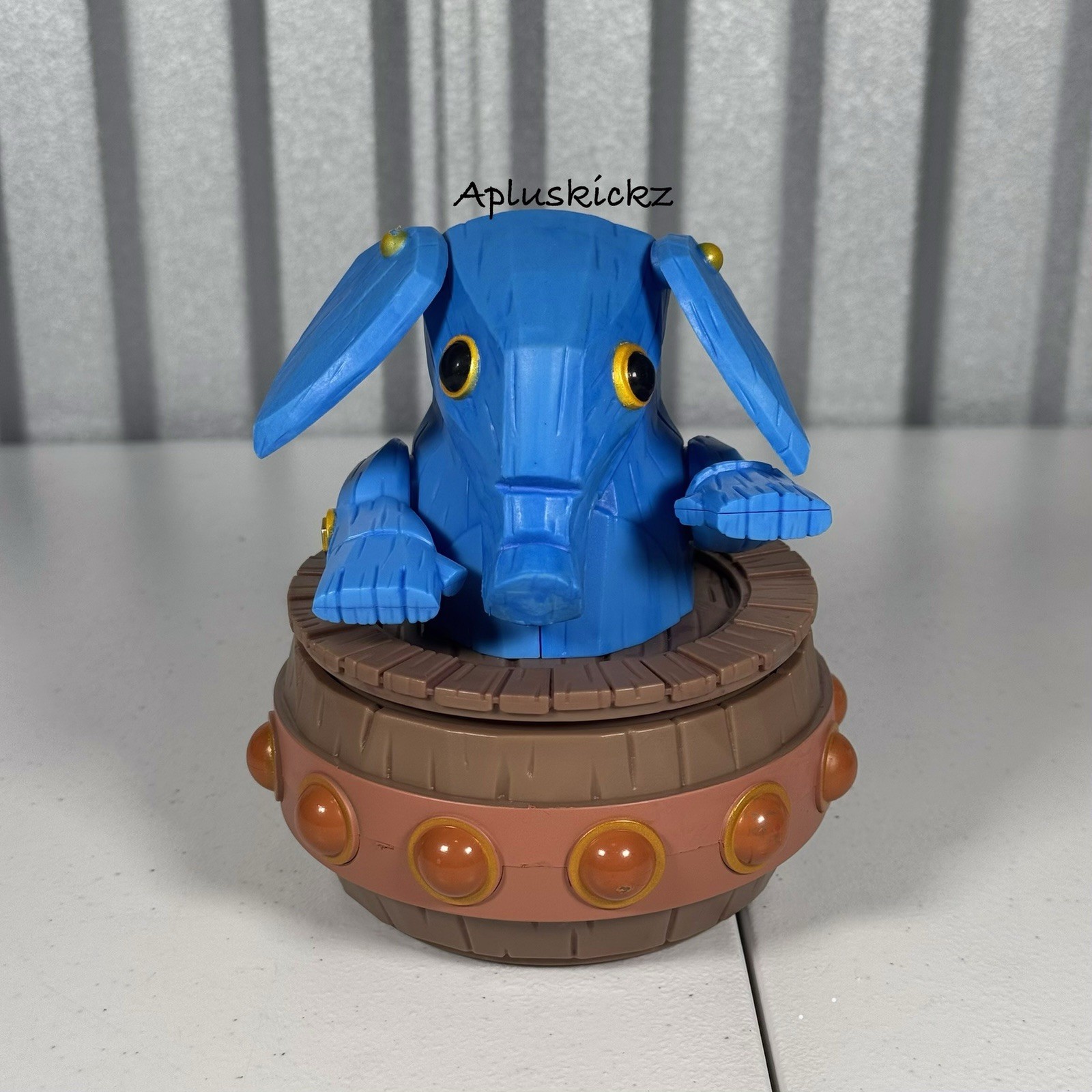 2025 Disney Parks Star Wars Galaxy\'s Edge Max Rebo WIND UP Music Toy “Lapti Nek” 2025 Disney Parks Star Wars Galaxy\'s Edge Max Rebo WIND UP Music Toy “Lapti Nek”