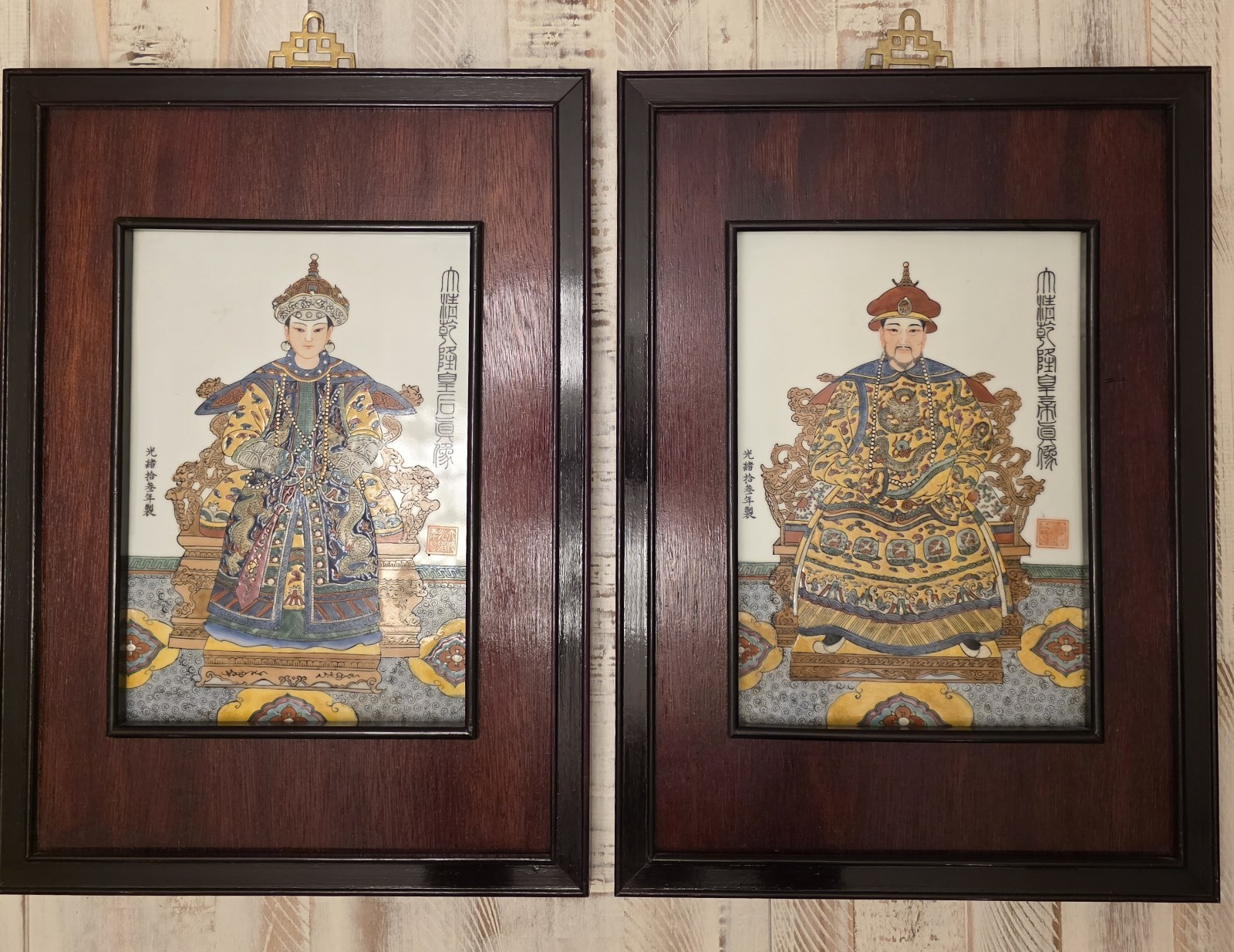 Antique Chinese Porcelain Qianlong Emperor Empress Portrait Plaques Guangxu Mark Antique Chinese Porcelain Qianlong Emperor Empress Portrait Plaques Guangxu Mark