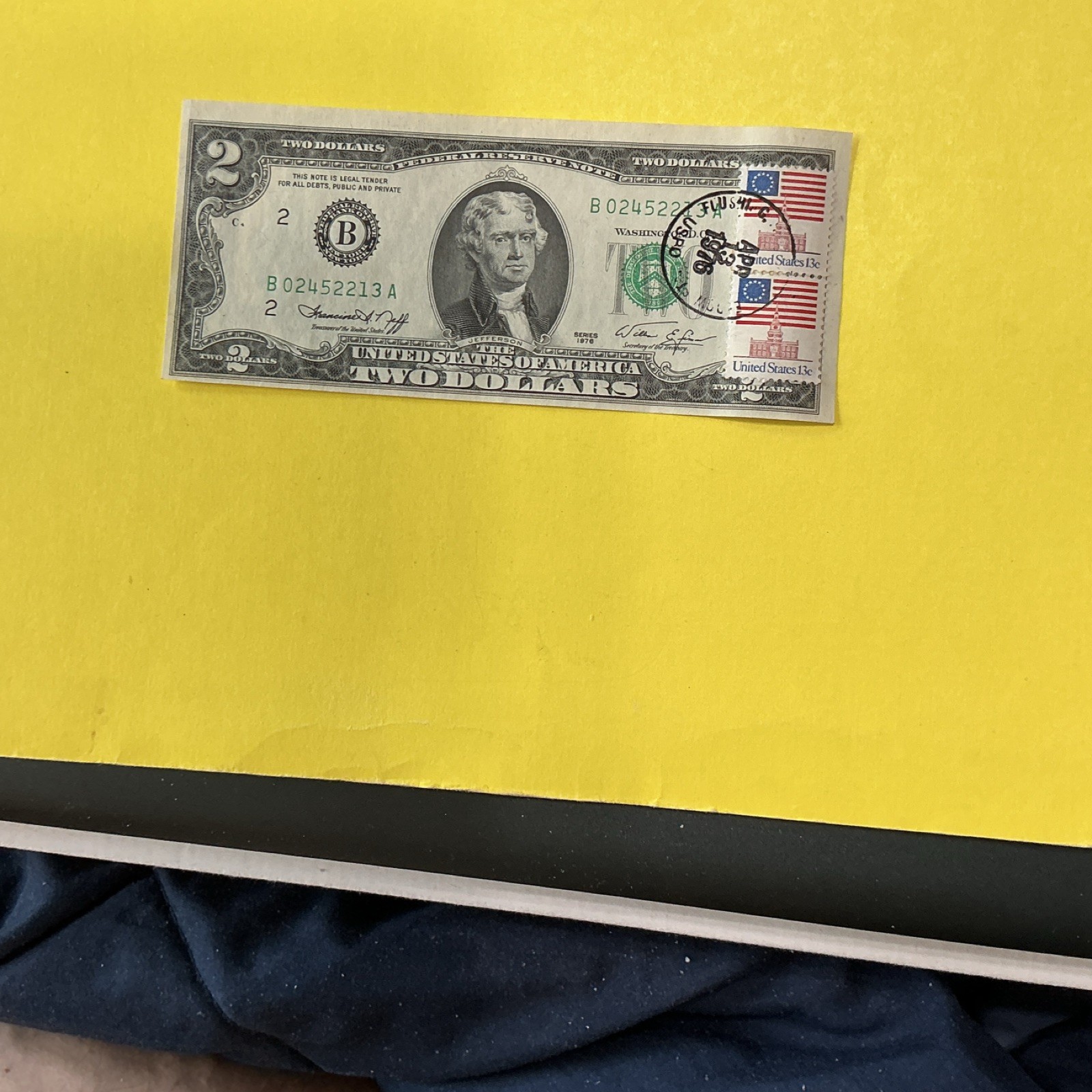 1976 $2 Federal Reserve Banknote Circulated Small Size B02452213A Jefferson