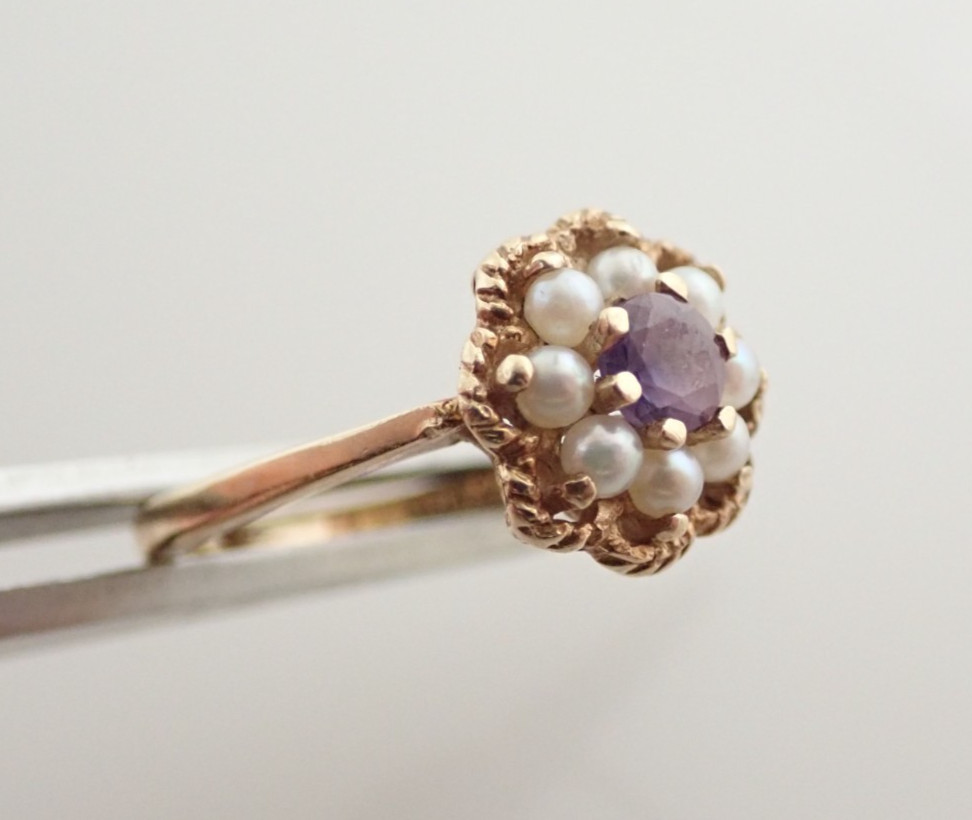 Vintage 10k Ebson Signed Solid Yellow Gold Amethyst Pearl Halo Estate Ring Sz 6 Vintage 10k Ebson Signed Solid Yellow Gold Amethyst Pearl Halo Estate Ring Sz 6