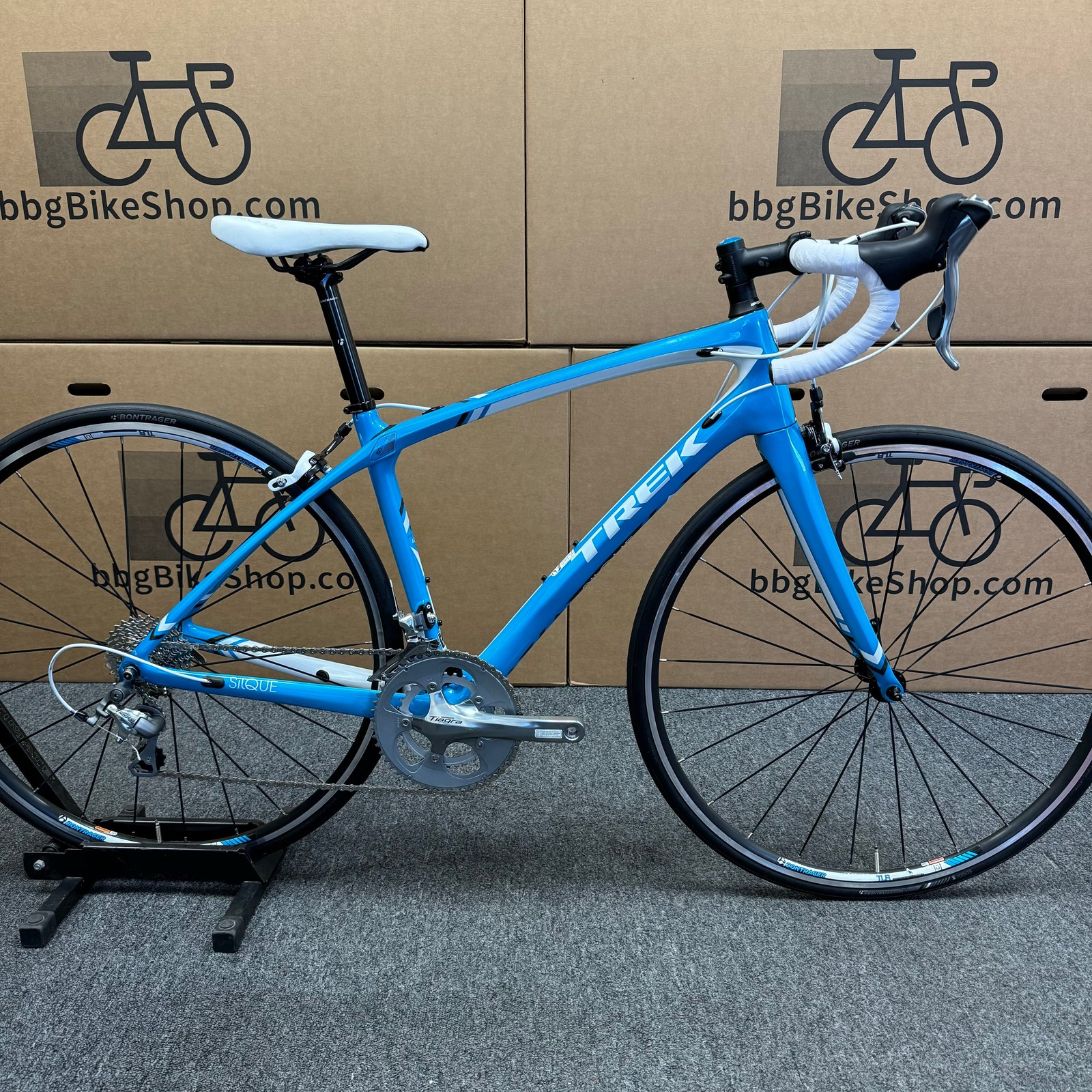 Used Trek Silque, Women\'s Carbon Fiber Road Bike, - 2015, 50cm Used Trek Silque, Women\'s Carbon Fiber Road Bike, - 2015, 50cm