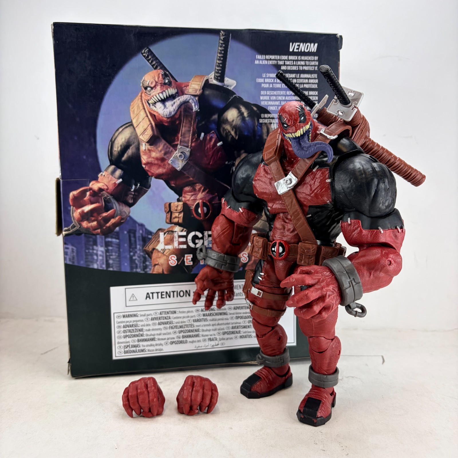 Marvel Legends Series Venom Deadpool Combine 7-inch Action Figure Toys Used