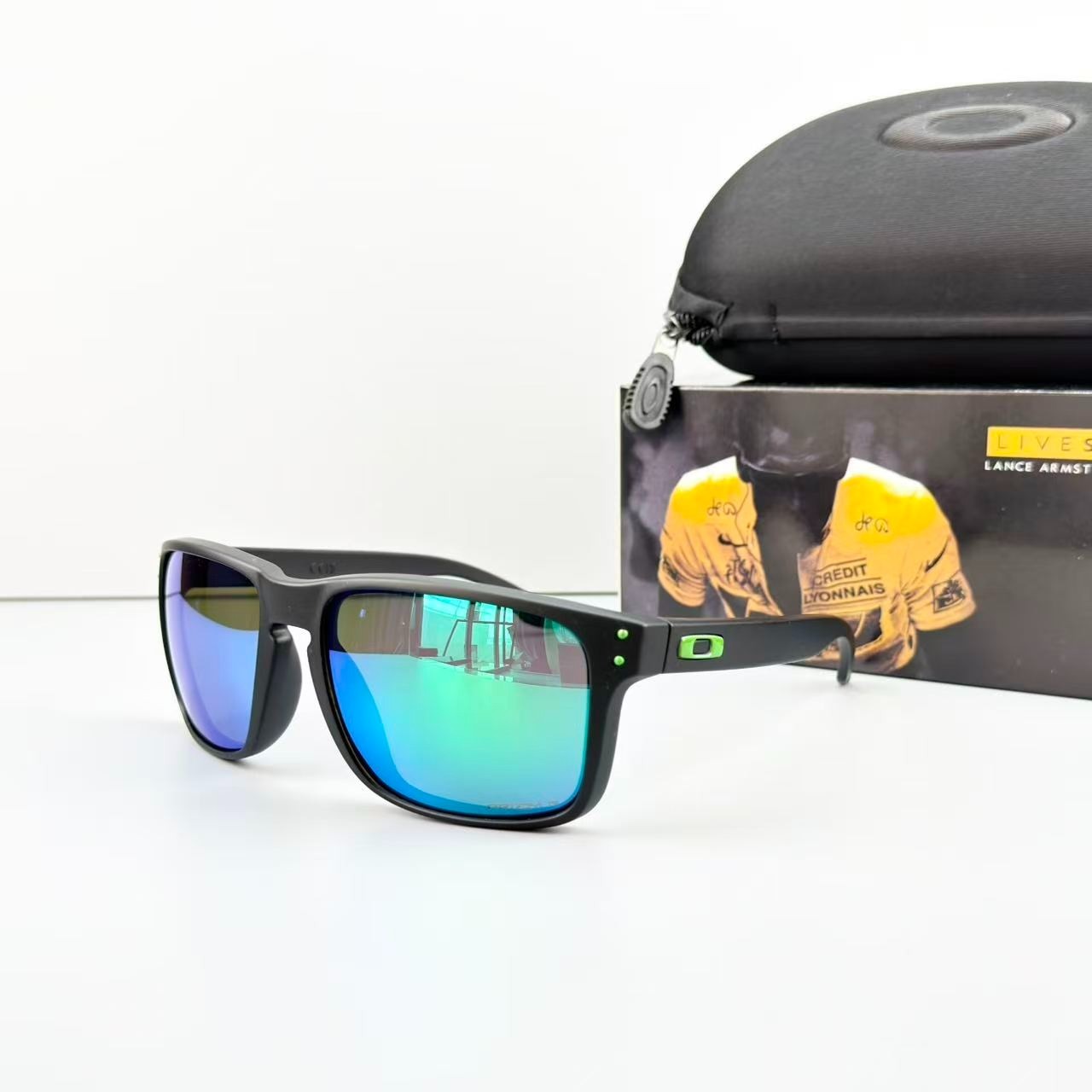 Oakley OO9487 Black Frame Prizm Jade Polarized Sunglasses New w/ Box