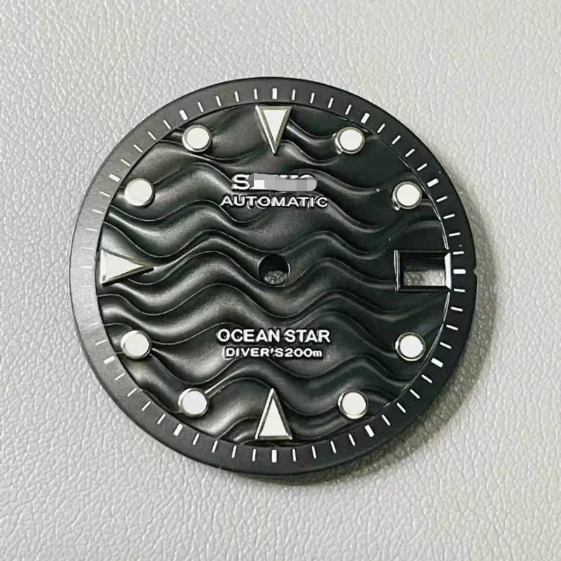 New 28.5mm Watch Dial Water Ripple Green Luminous Diver Face For NH35 Movement New 28.5mm Watch Dial Water Ripple Green Luminous Diver Face For NH35 Movement