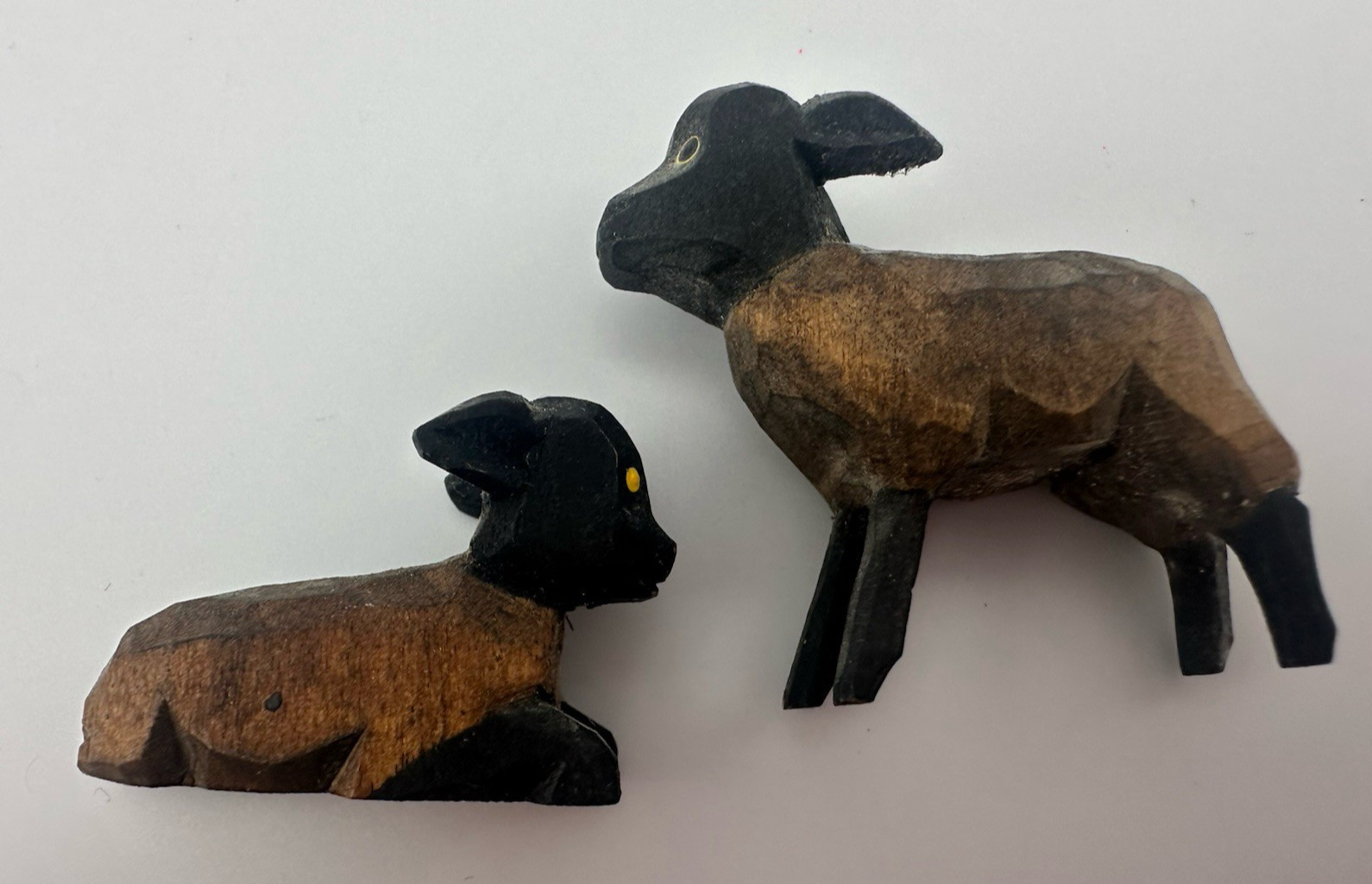Lotte Sievers Hahn Handarbeit Werkstatt Nativity Set Standing and Lying Lambs Lotte Sievers Hahn Handarbeit Werkstatt Nativity Set Standing and Lying Lambs