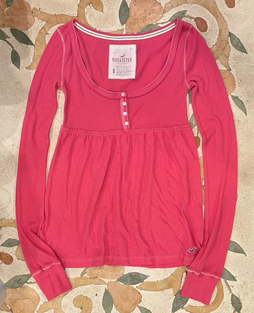 Vtg Y2k Hollister Babydoll Long Sleeve Slim Fit Henley Pink Top Ribbed Buttons S Vtg Y2k Hollister Babydoll Long Sleeve Slim Fit Henley Pink Top Ribbed Buttons S