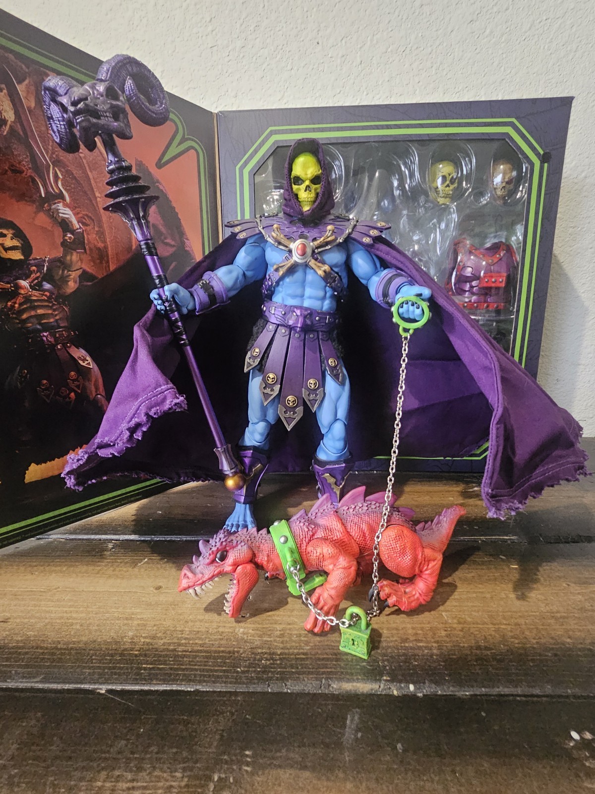 Mondo Deluxe Skeletor MOTU Masters Of The Universe 1/6 Scale PLEASE READ Mondo Deluxe Skeletor MOTU Masters Of The Universe 1/6 Scale PLEASE READ