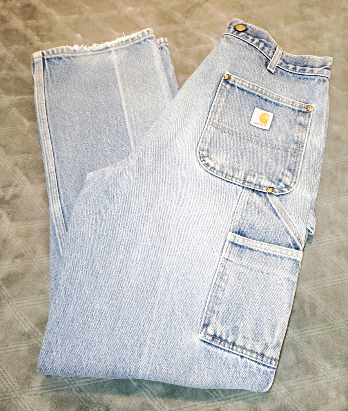 Vintage Carhartt B07 Blue Denim Cotton Carpenter Double knee Dungaree Pants Vintage Carhartt B07 Blue Denim Cotton Carpenter Double knee Dungaree Pants