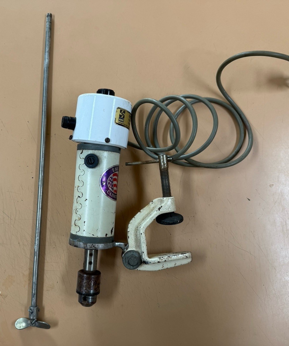 EASTERN MIXERS MODEL 5VB-C-24 MOTOR EMI USA Multi Craft Stirrer Clamp EASTERN MIXERS MODEL 5VB-C-24 MOTOR EMI USA Multi Craft Stirrer Clamp