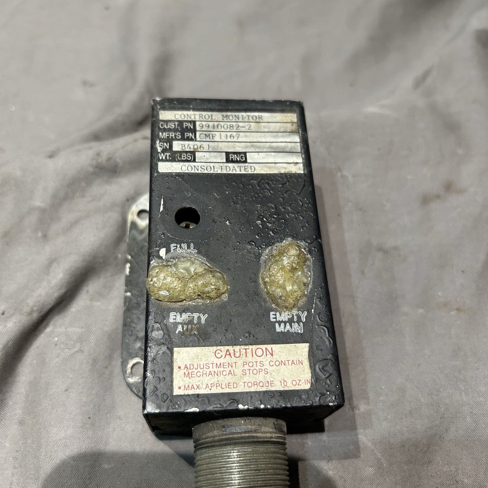 Cessna 310 Consolidated Control Monitor 28v P/N 9910082-2 Cessna 310 Consolidated Control Monitor 28v P/N 9910082-2