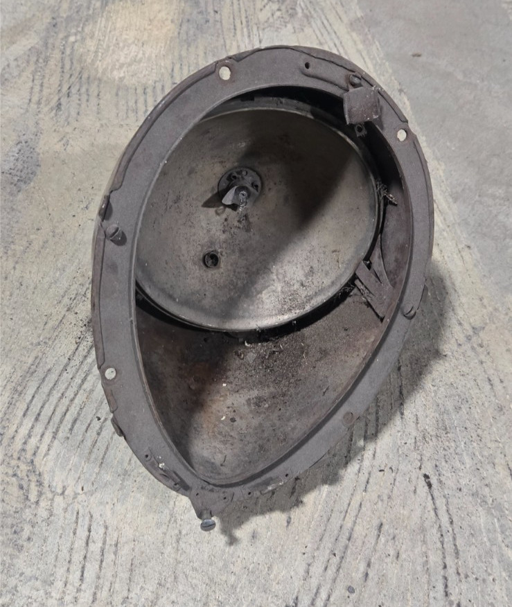 Ford 1937-38-Pass Cars 1939 STD Pass Cars Headlight Bucket 1937 1938 1939 NICE Ford 1937-38-Pass Cars 1939 STD Pass Cars Headlight Bucket 1937 1938 1939 NICE