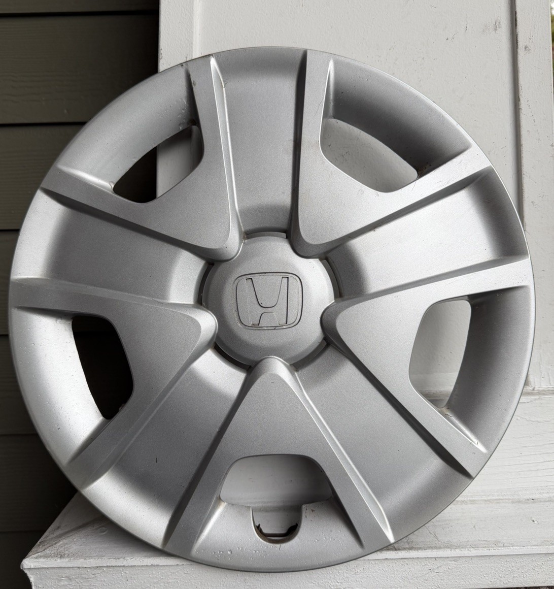 OEM 2009- 2014 Honda Fit 15” Wheel Cover Hubcap 44733-TF0-G11 & N11 Free S&H OEM 2009- 2014 Honda Fit 15” Wheel Cover Hubcap 44733-TF0-G11 & N11 Free S&H
