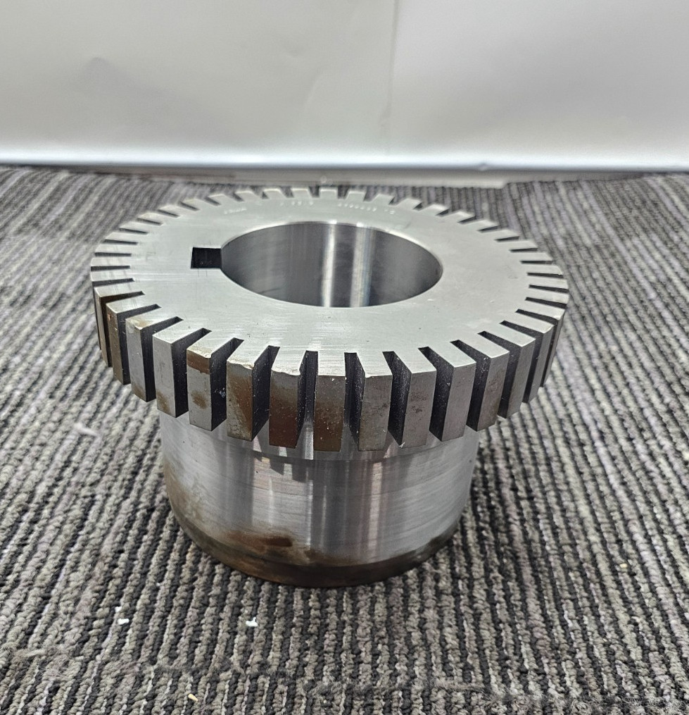Falk 130660 Grid Steelflex Coupling Hub Falk 2844438/10 3.9345 Keyed Bore