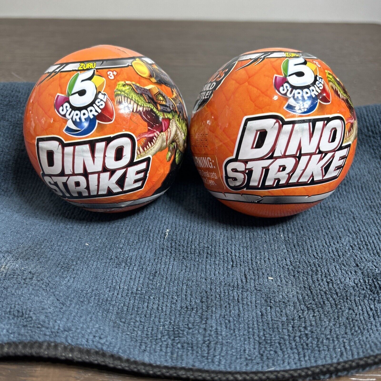 ZURU 5 Surprise Volcano Dino Strike Lot of 2 New Balls Surprise Dinos, 13 Dinos
