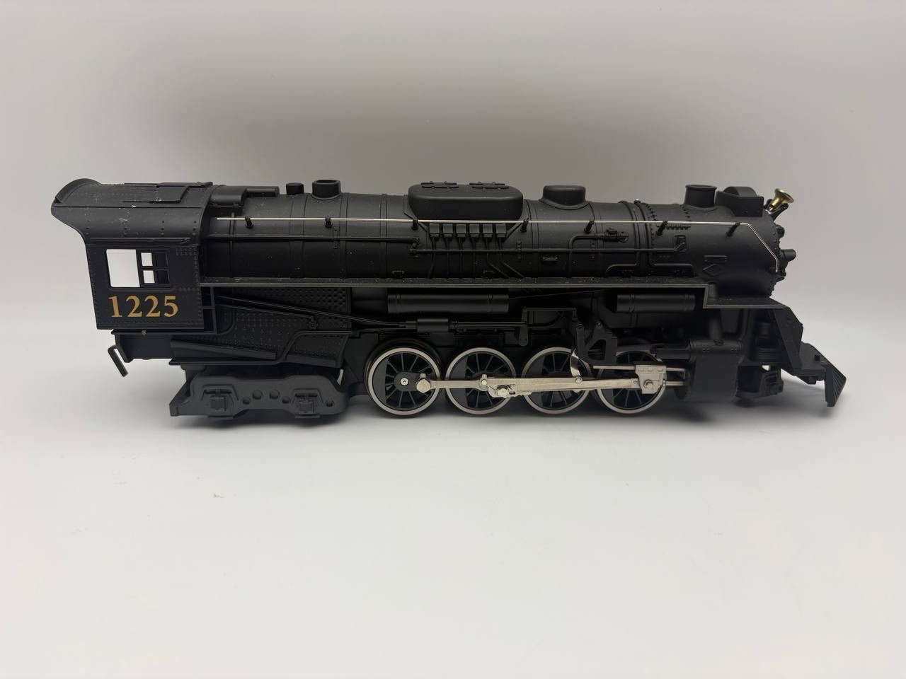 Lionel 6-28649 O Polar Express 2-8-4 Berkshire Steam Locomotive 🚂 #1225 Lionel 6-28649 O Polar Express 2-8-4 Berkshire Steam Locomotive 🚂 #1225