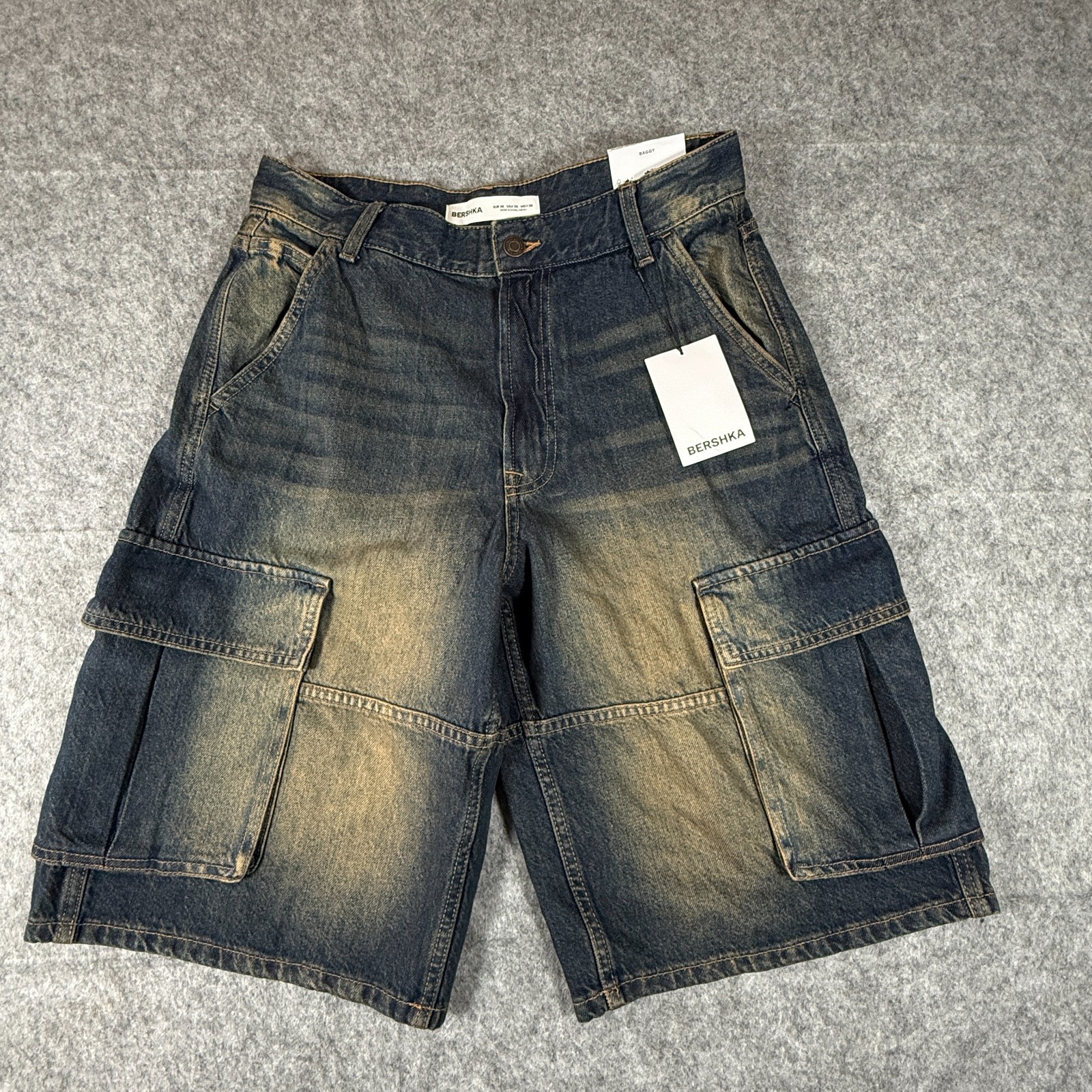 NWT Bershka Blue Jean Cargo Shorts Men’s 38 Baggy Skater Style NEW NWT Bershka Blue Jean Cargo Shorts Men’s 38 Baggy Skater Style NEW