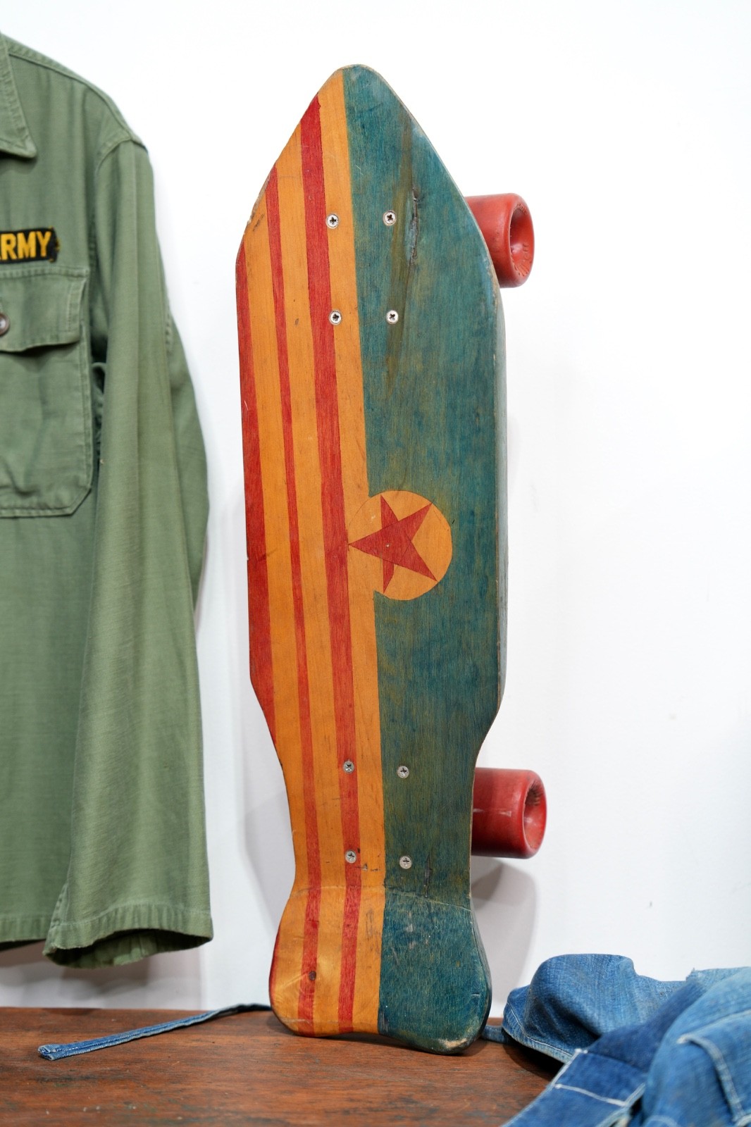 1970s Vintage Wood Skateboard X Caliber Trucks Cadillac Hot Lips Wheels 1970s Vintage Wood Skateboard X Caliber Trucks Cadillac Hot Lips Wheels