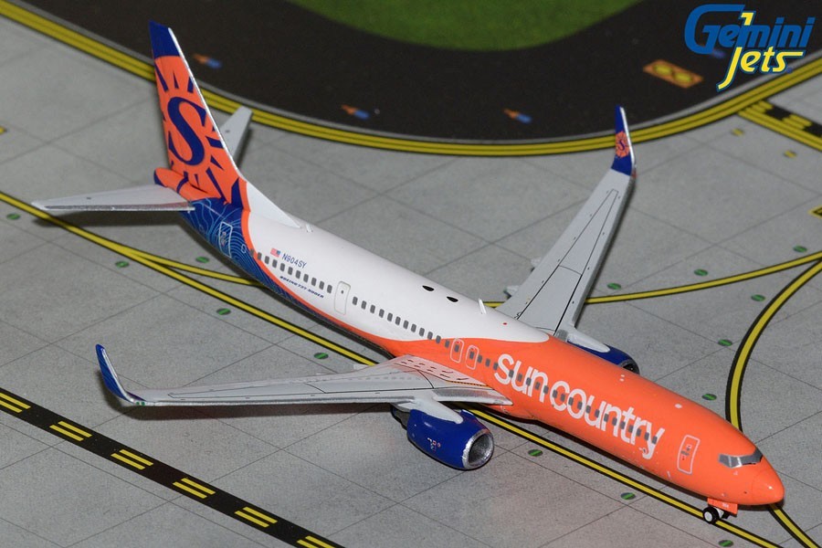 Sun Country Airlines Boeing 737-900ER GJSCX2407 Gemini Jets Scale 1:400 IN STOCK Sun Country Airlines Boeing 737-900ER GJSCX2407 Gemini Jets Scale 1:400 IN STOCK