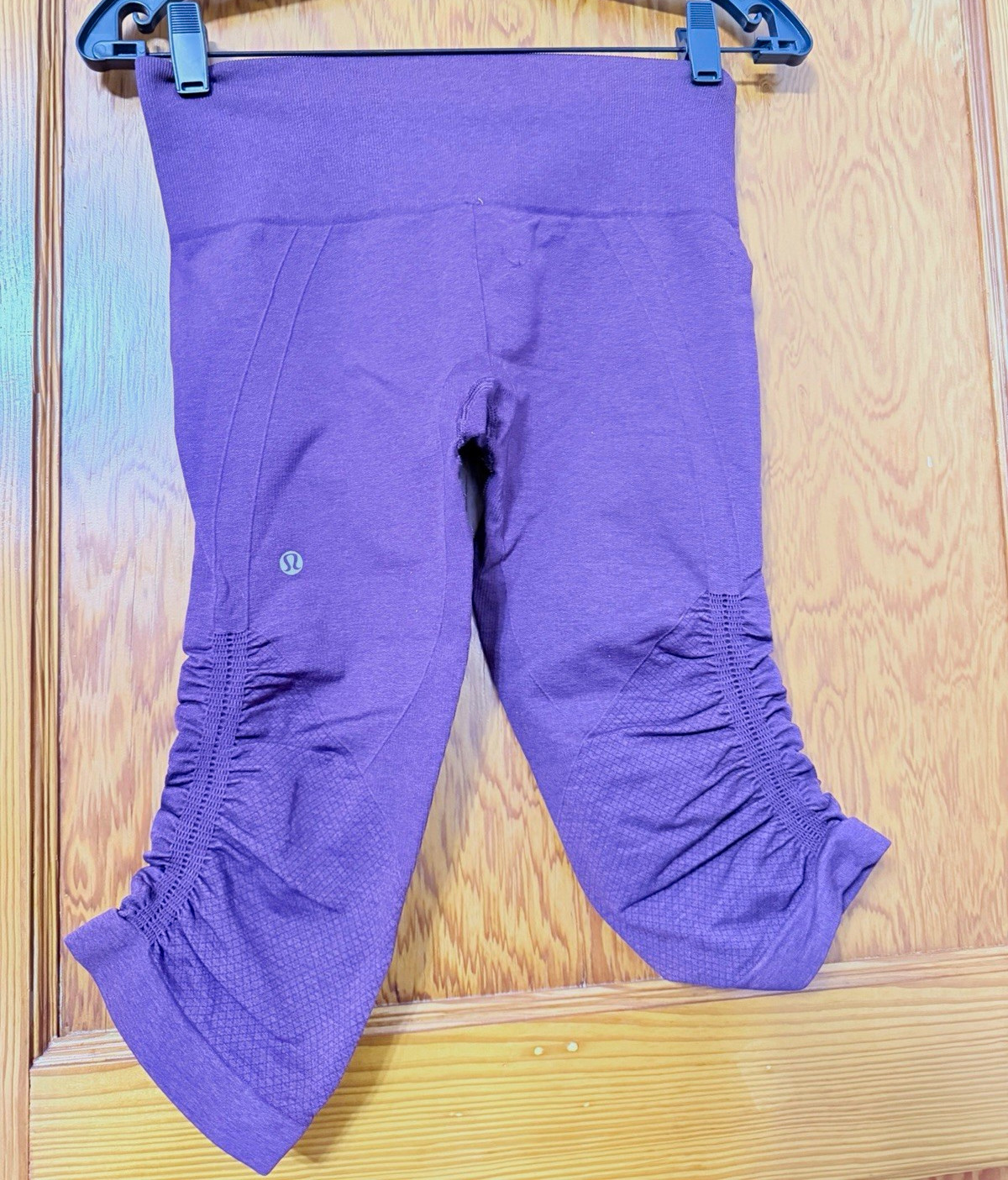 lululemon athletica Capri Leggings High Rise Yoga Solid Purple 8 18\ lululemon athletica Capri Leggings High Rise Yoga Solid Purple 8 18\