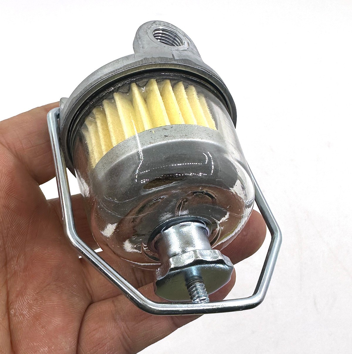 1941 1942 1946 1947 1948 1949 1950 GM CAR & TRUCK GLASS BOWL FUEL FILTER 41-9360 1941 1942 1946 1947 1948 1949 1950 GM CAR & TRUCK GLASS BOWL FUEL FILTER 41-9360