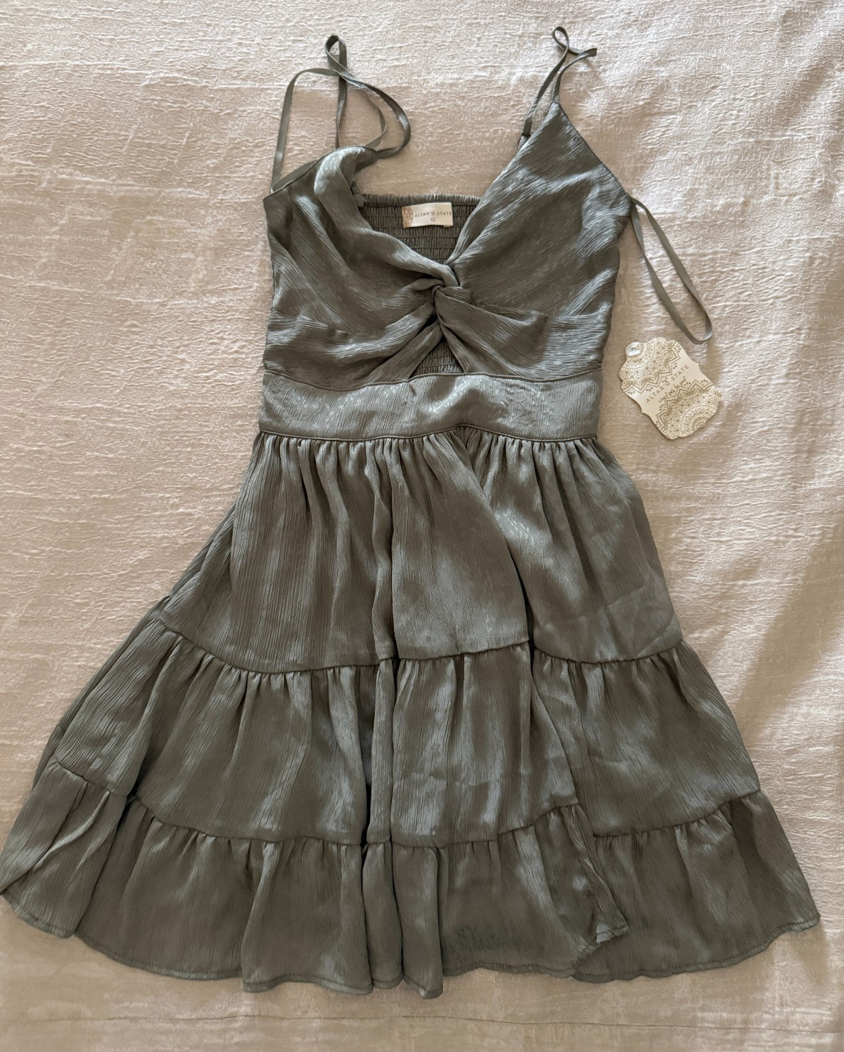 NWT Altar\'d State Sage Green Floral Pattern Dress Size XS NWT Altar\'d State Sage Green Floral Pattern Dress Size XS