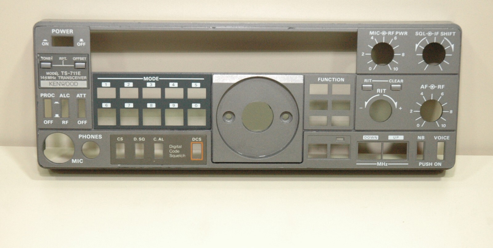 KENWOOD TS-711E FRONT PANEL KENWOOD TS-711E FRONT PANEL