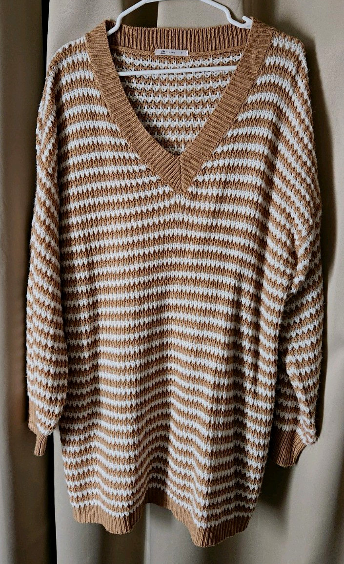 CUPSHE Women\'s Open-Knit V-Neck Striped Pullover Sweater Brown/White M