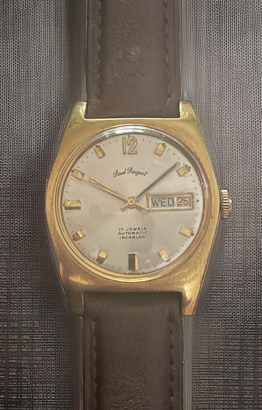 Vintage Paul Peugeot Automatic Watch 17J Incabloc Day Date Swiss 35mm Running