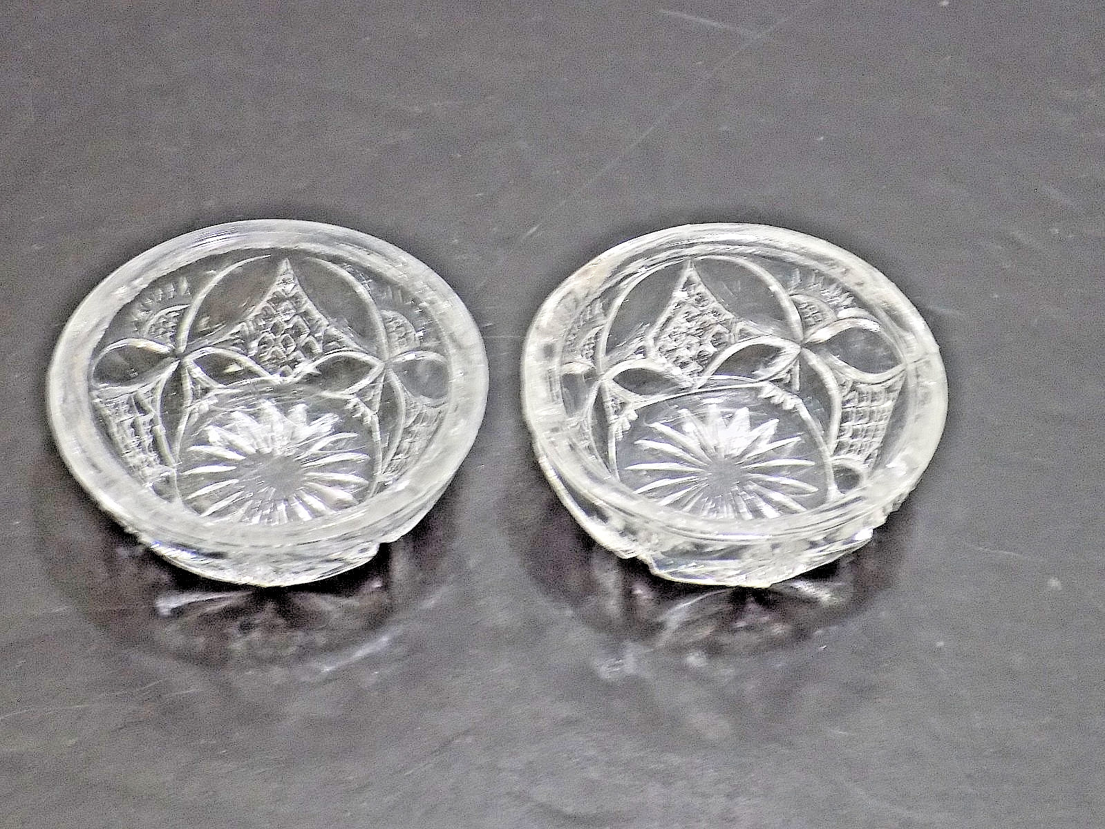 PAIR WESTMORELAND ELITE PILLOW & SUNBURST CLEAR EAPG 2-1/8\ PAIR WESTMORELAND ELITE PILLOW & SUNBURST CLEAR EAPG 2-1/8\