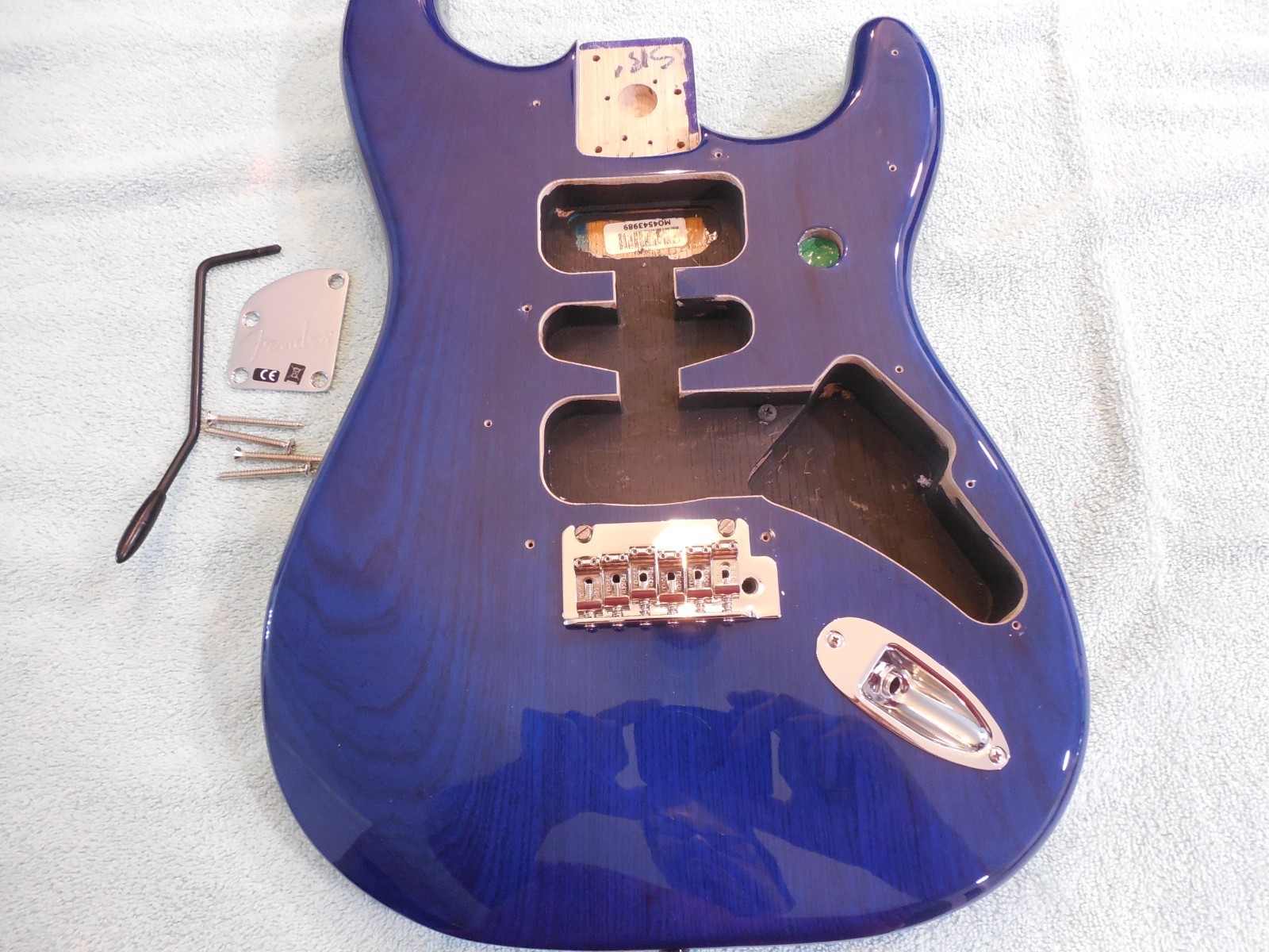 Fender Deluxe Stratocaster MIM Body w/Hardware Sapphire Blue. Pristine.