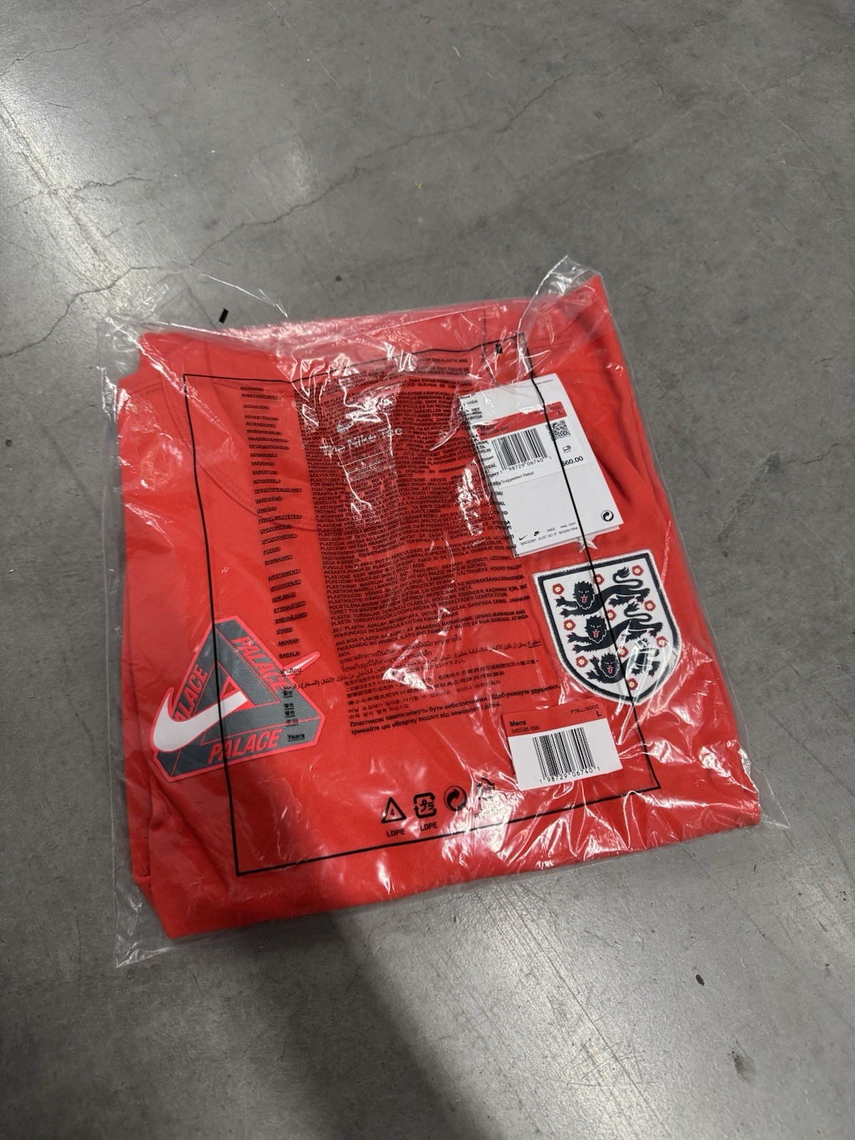 Palace x Nike England T-shirt Light Crimson Size US L New AUTHENTIC FAST SHIP✅ Palace x Nike England T-shirt Light Crimson Size US L New AUTHENTIC FAST SHIP✅