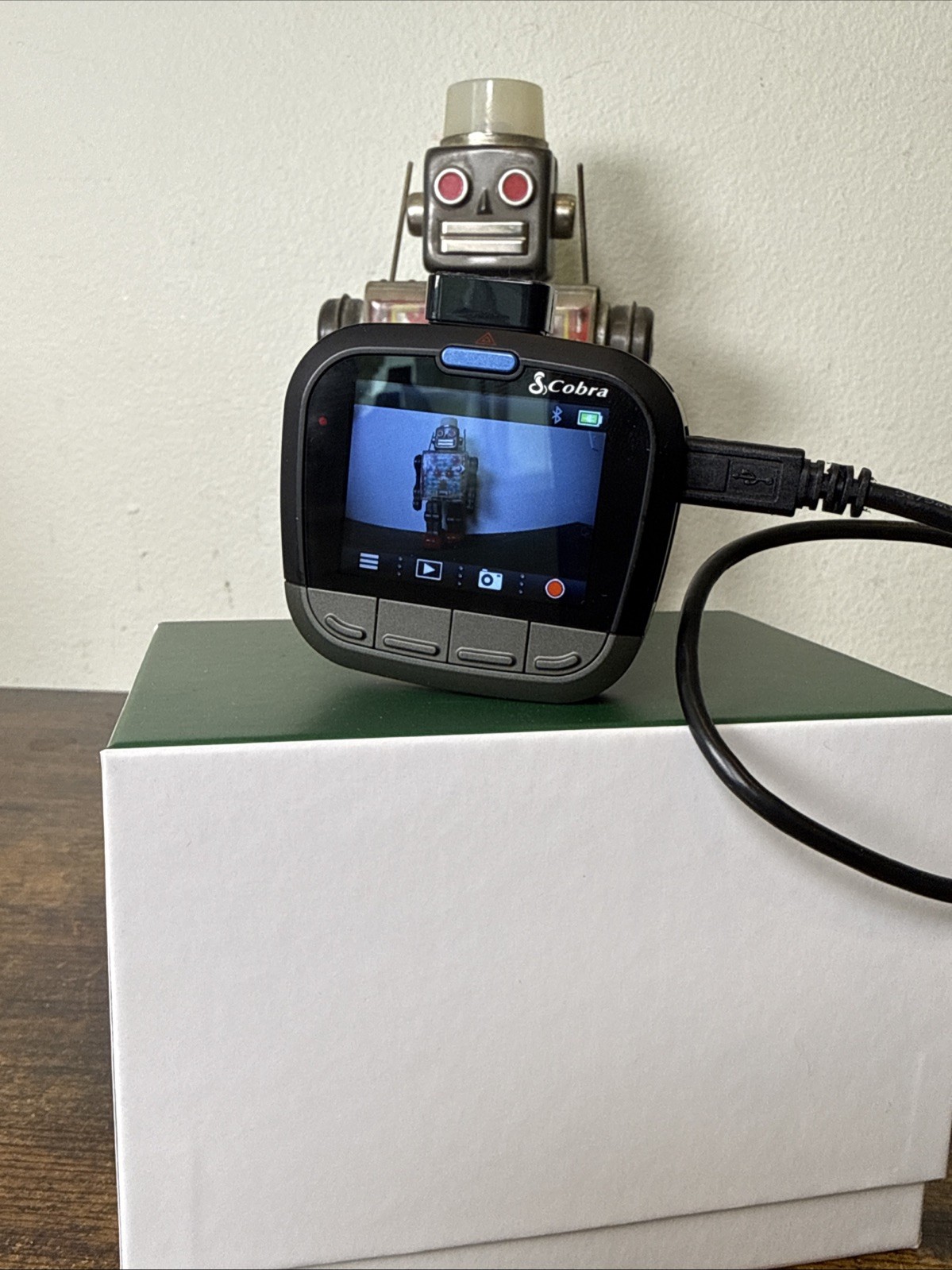 Cobra Dual View Drive HD 1080P Front and 720P Rear Dash Camera