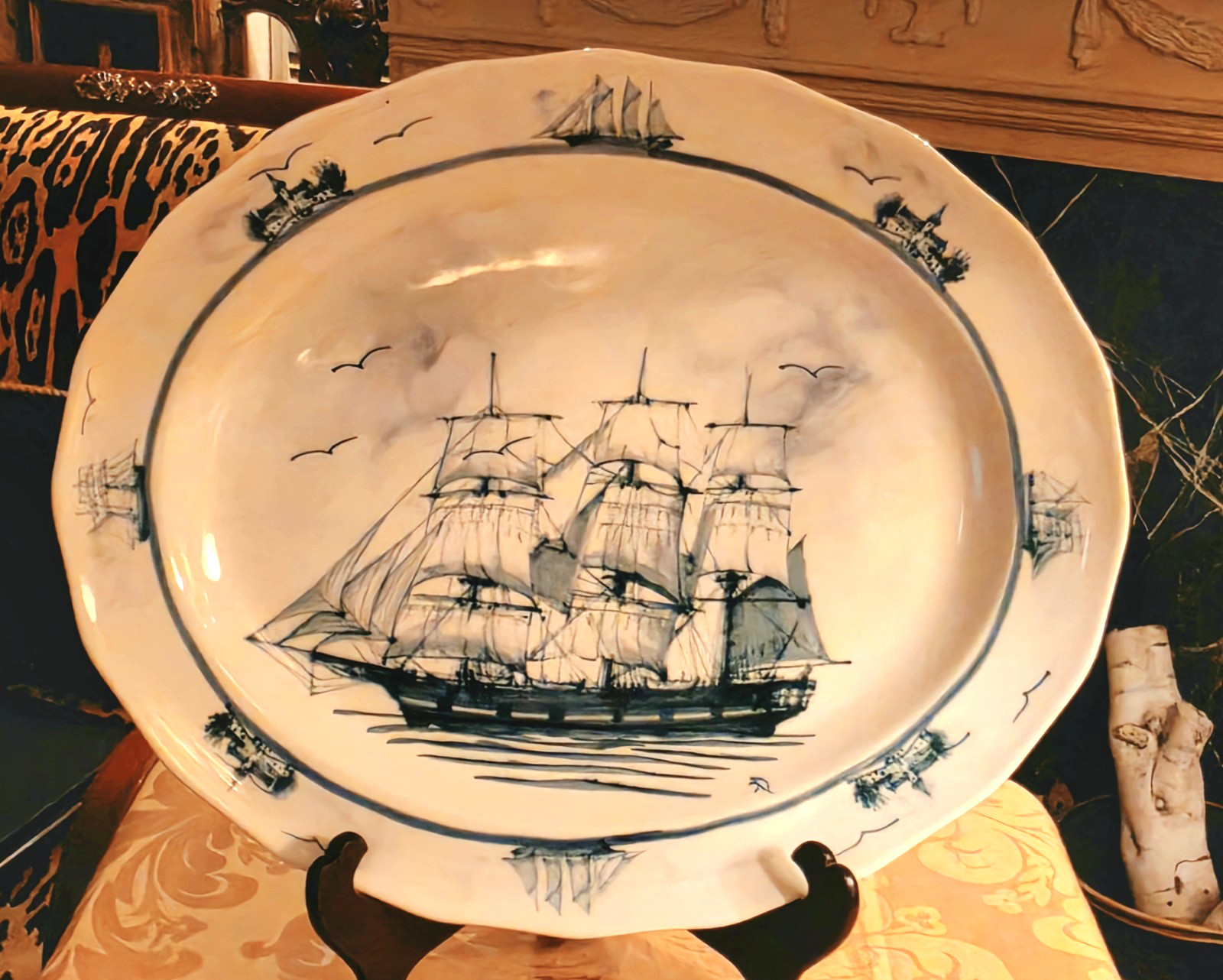 RARE,LARGE VINTAGE OXNEY GREEN PLATTER, \' LARGE SAILING SHIP\', 17.5’’L X 15\'\'W RARE,LARGE VINTAGE OXNEY GREEN PLATTER, \' LARGE SAILING SHIP\', 17.5’’L X 15\'\'W