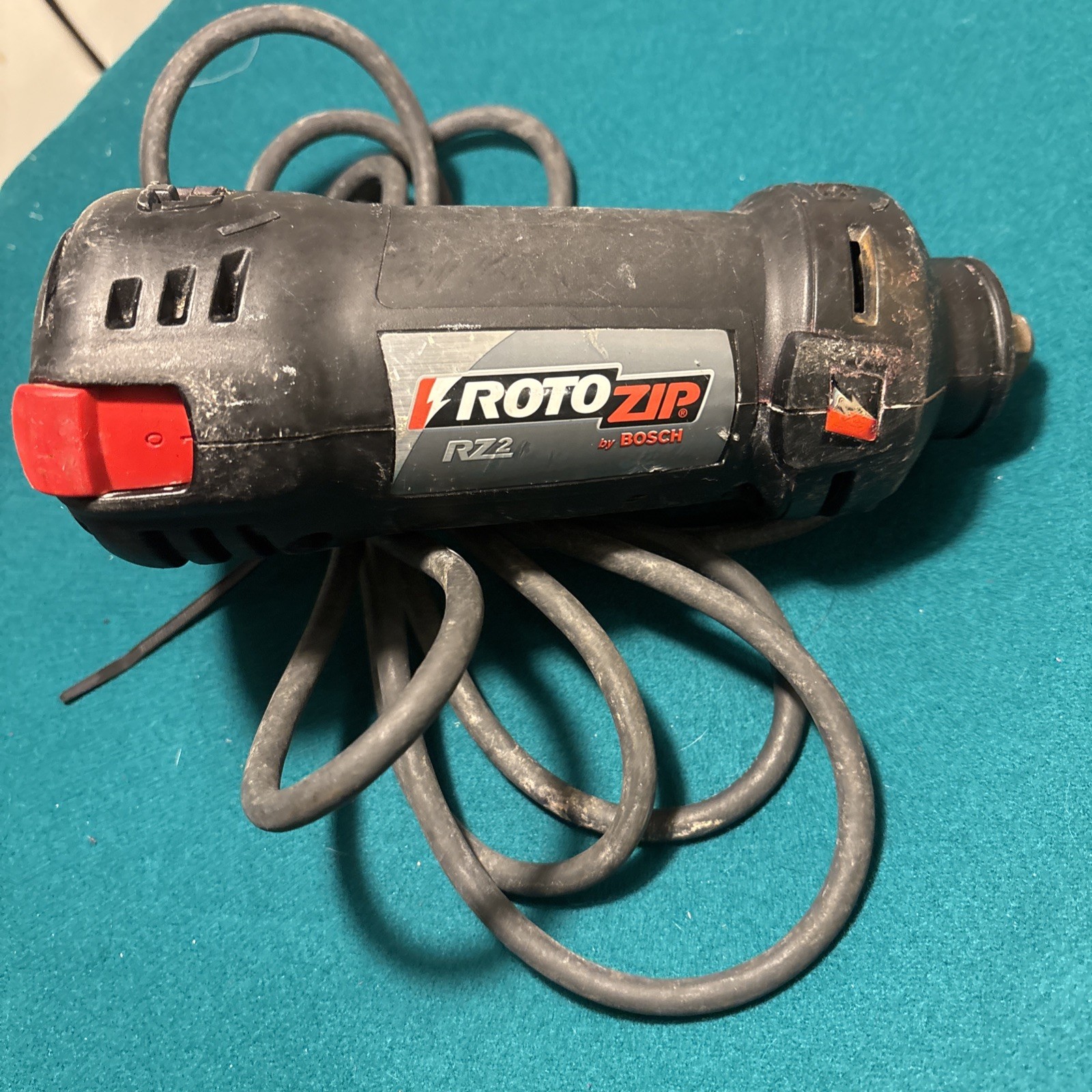 Roto Zip RZ2 Rotary Tool by Bosch Good Used Condition Roto Zip RZ2 Rotary Tool by Bosch Good Used Condition