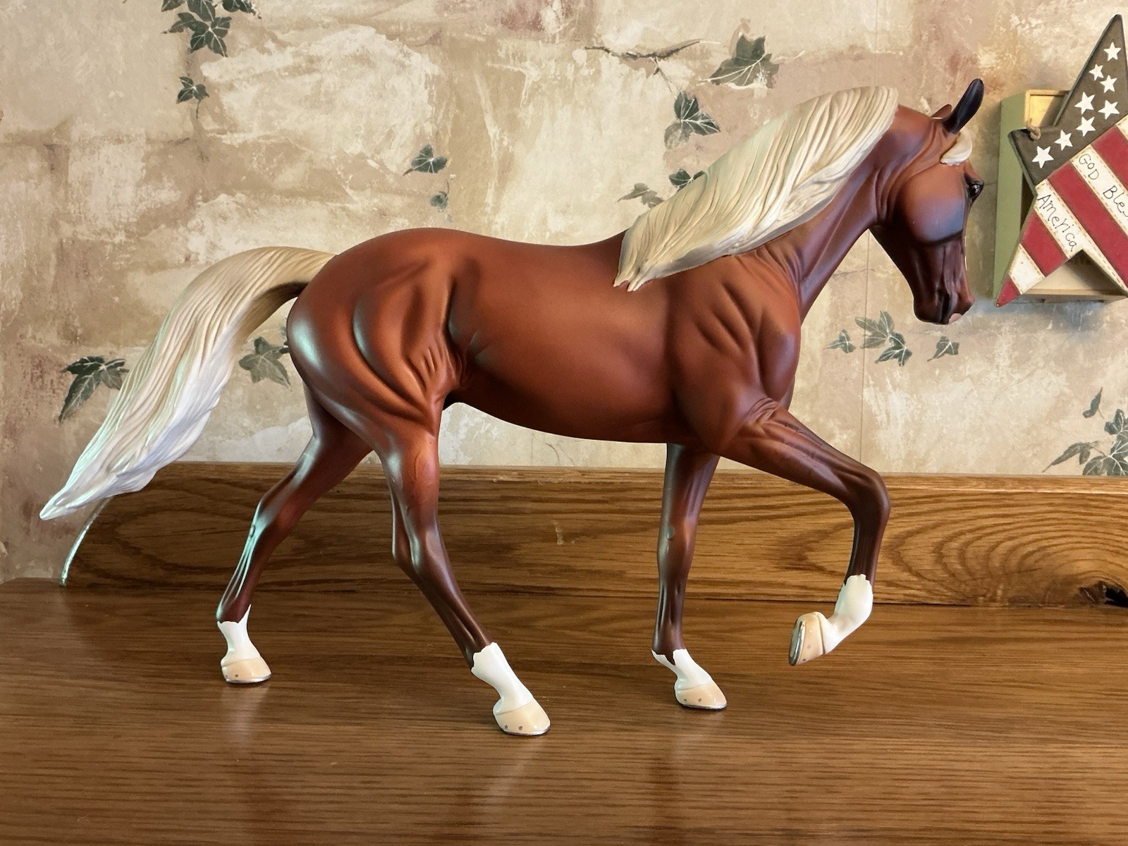 Peter Stone 2004 - TENNESSEE WALKING HORSE - Chestnut Stallion - Excellent Con Peter Stone 2004 - TENNESSEE WALKING HORSE - Chestnut Stallion - Excellent Con