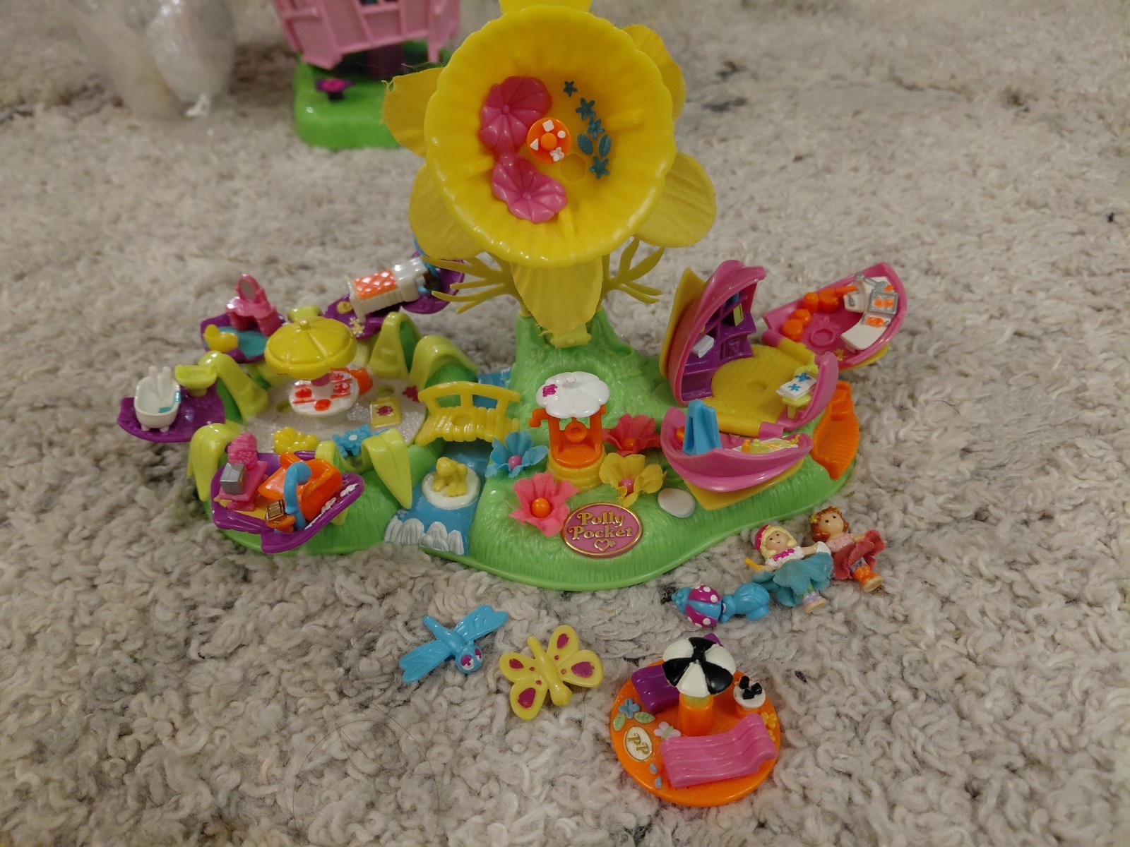 Polly Pocket Vintage Totally Flowers fairy village Bluebird toys minty Polly Pocket Vintage Totally Flowers fairy village Bluebird toys minty