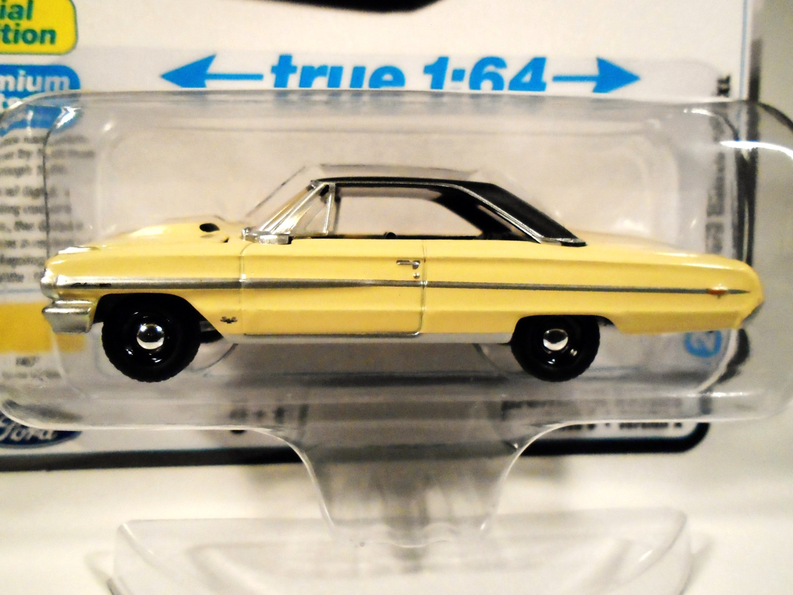 1964 Ford Galaxie 500 XL 1/64 scale Limited Edition Diecast Model