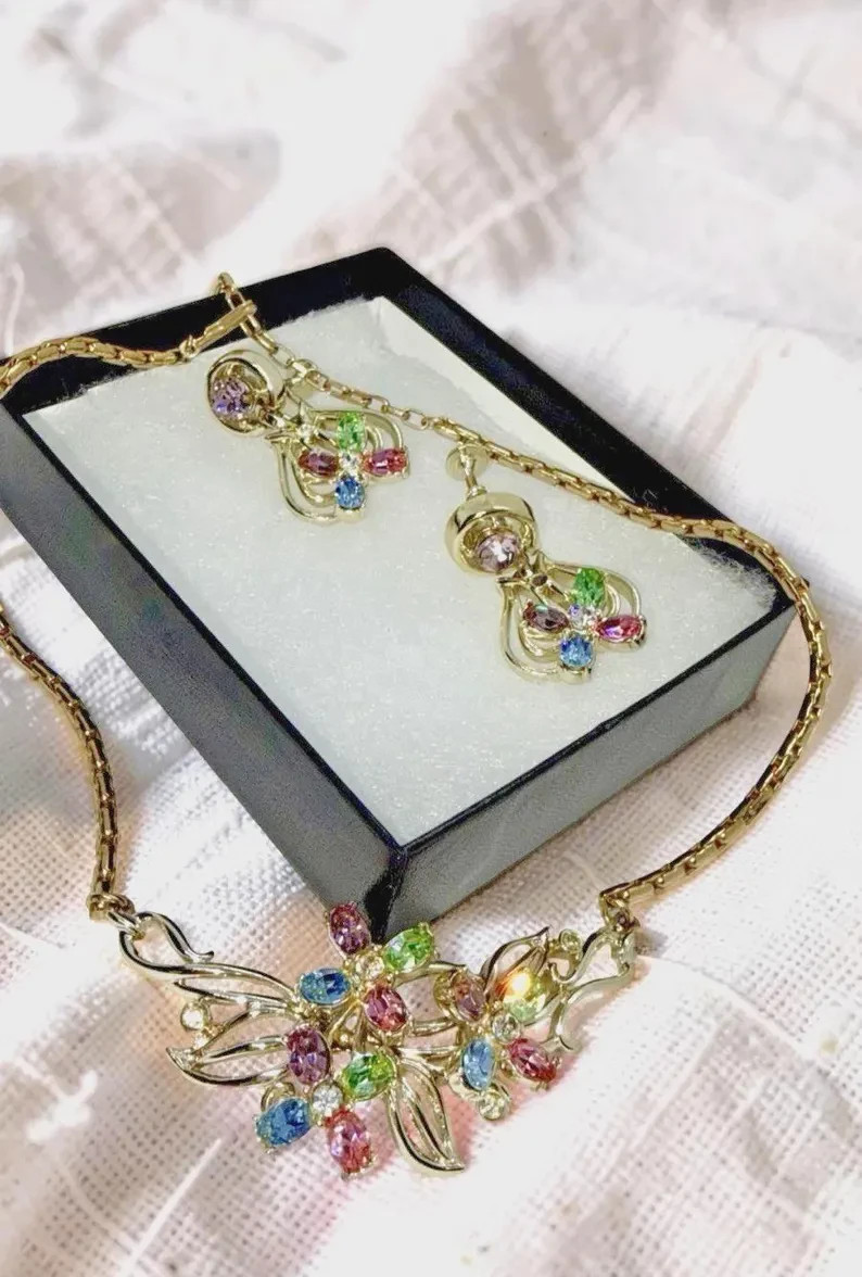 Vintage Kramer New York Rhinestone Floral Necklace Earrings Set, 1950s MCm Vintage Kramer New York Rhinestone Floral Necklace Earrings Set, 1950s MCm