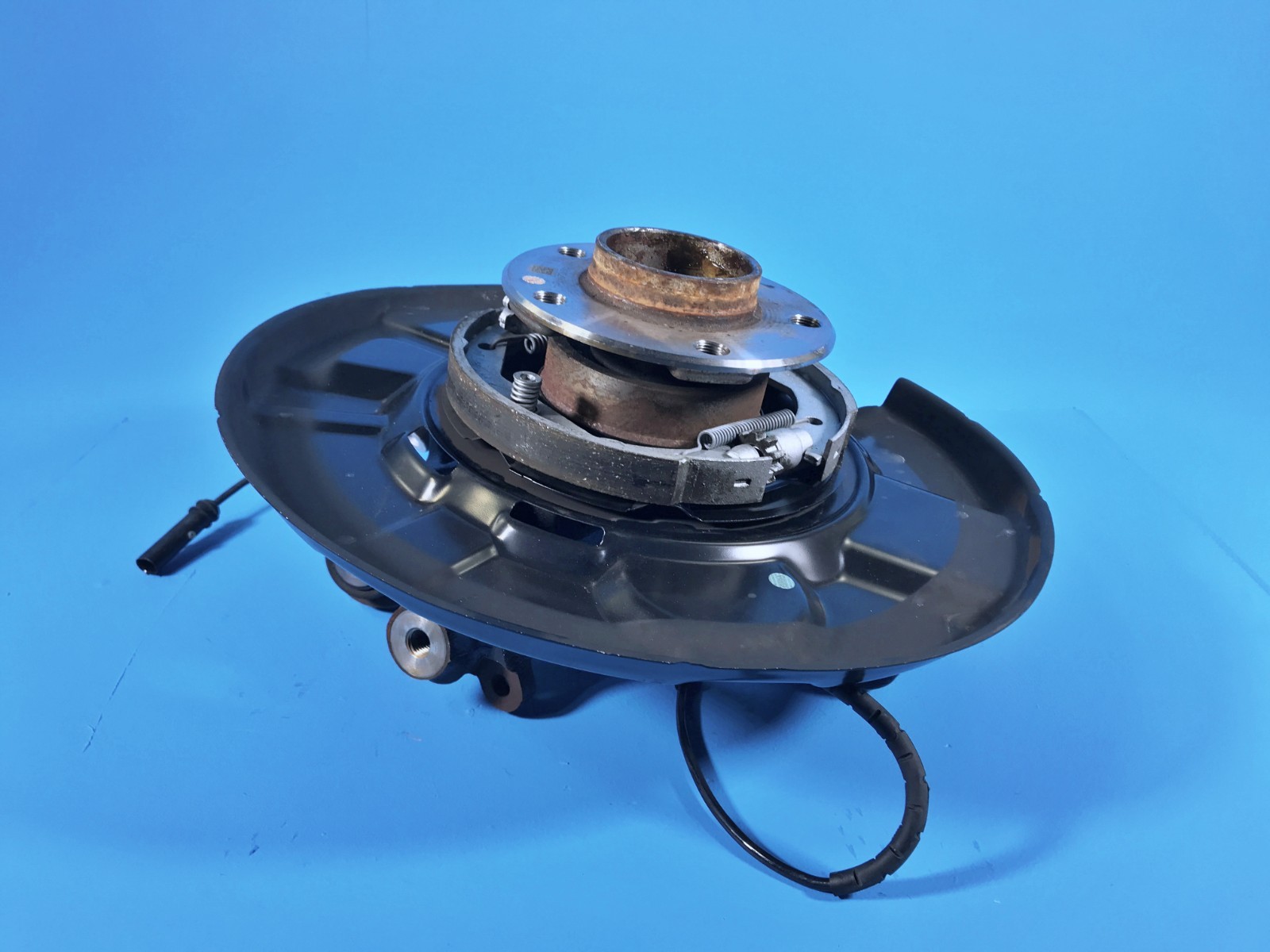 14-20 BMW F32 F33 F36 428I 430I 435I 440I REAR LEFT SPINDLE KNUCKLE WHEEL HUB 14-20 BMW F32 F33 F36 428I 430I 435I 440I REAR LEFT SPINDLE KNUCKLE WHEEL HUB