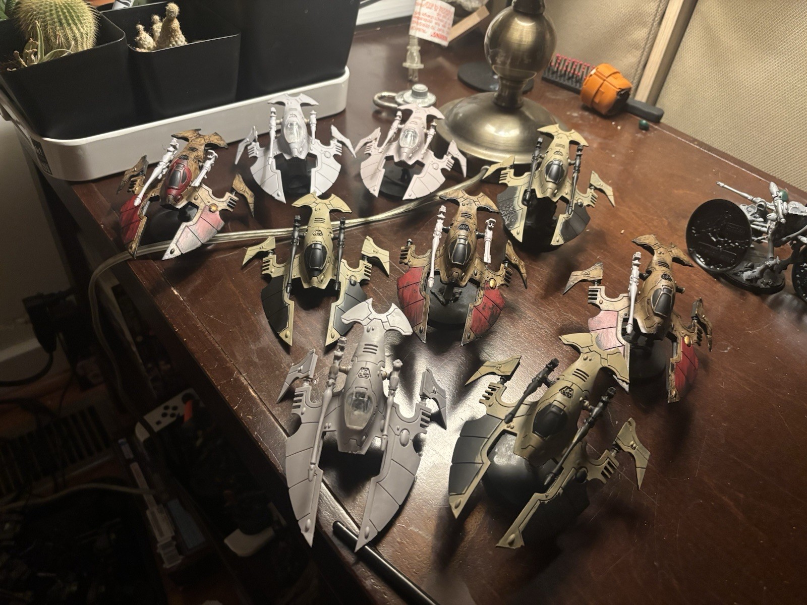 Warhammer Eldar Hornet Forgeworld 40K OOP rare (1 model) Warhammer Eldar Hornet Forgeworld 40K OOP rare (1 model)