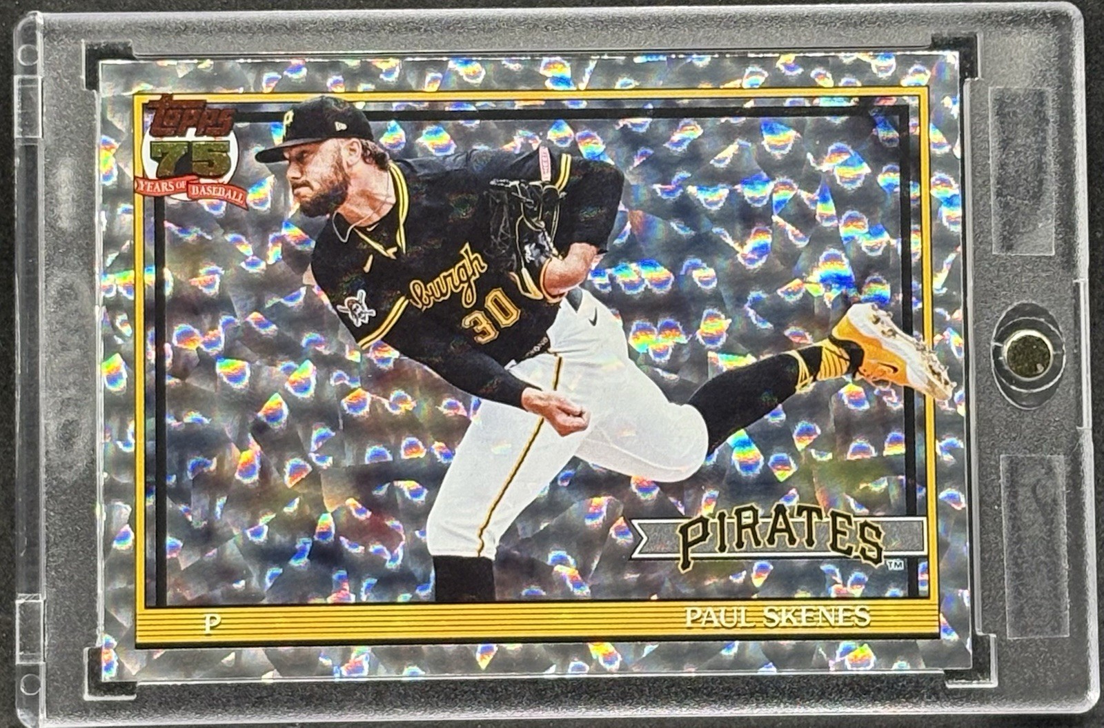 Paul Skenes CRACKED ICE PITCHING REFRACTOR CARD TOPPS PIRATES MINT Paul Skenes CRACKED ICE PITCHING REFRACTOR CARD TOPPS PIRATES MINT