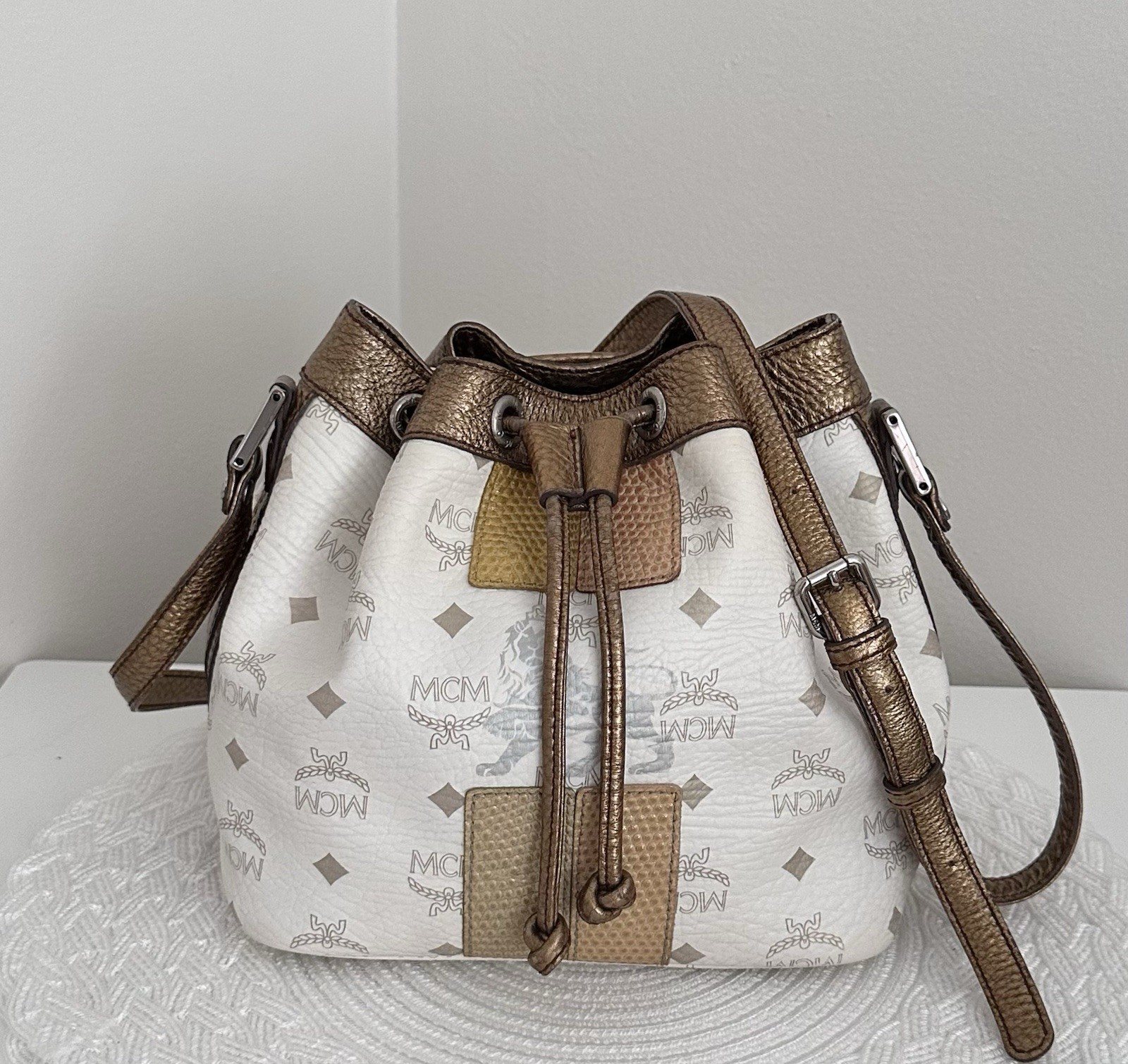 MCM White Limited Edition White Princess Lion Visetos Bucket Drawstring Bag SM