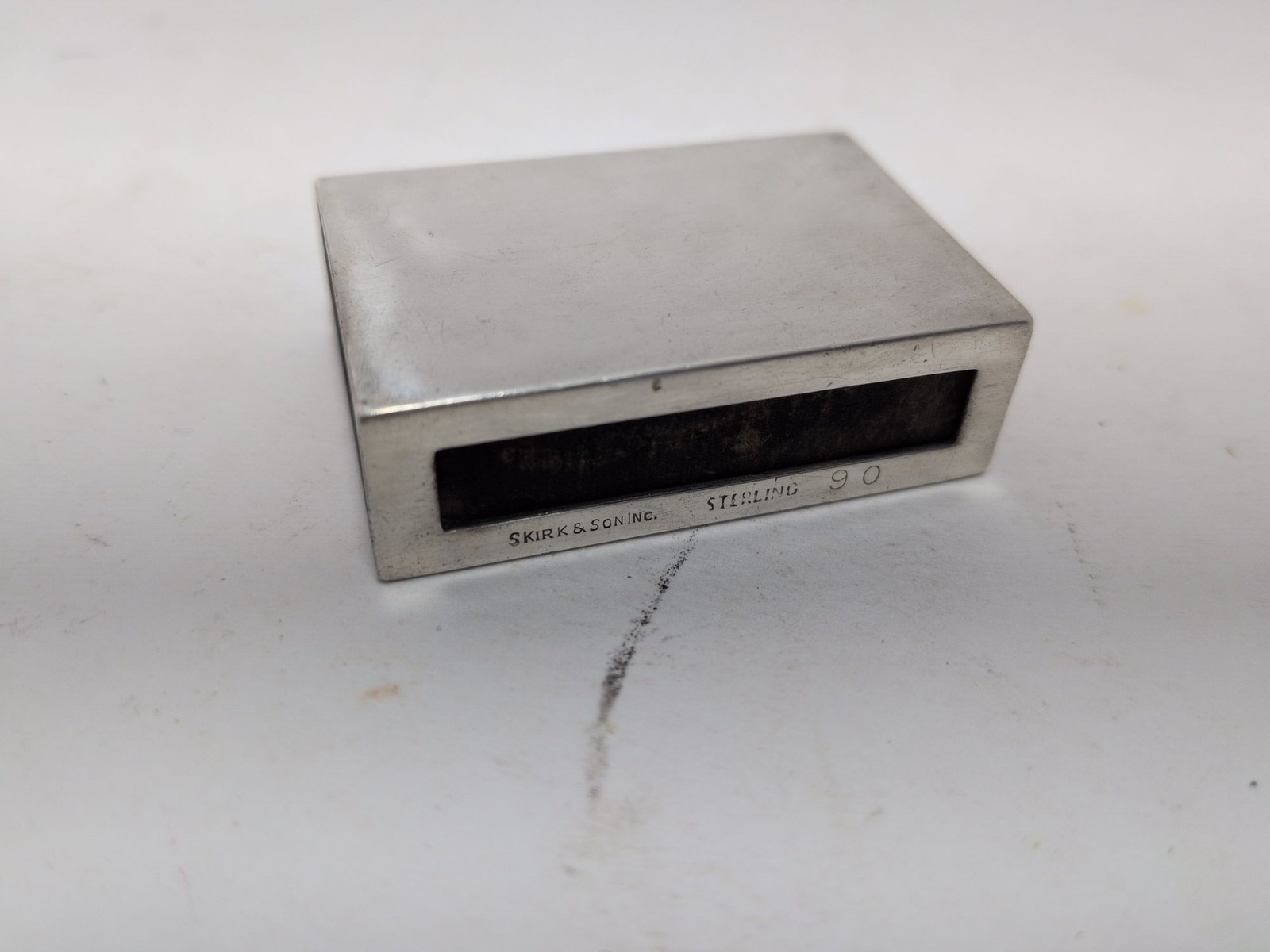 S. Kirk & Son Sterling Silver Matchbox Holder 90F - 21 Grams w/ Lapetite matches S. Kirk & Son Sterling Silver Matchbox Holder 90F - 21 Grams w/ Lapetite matches