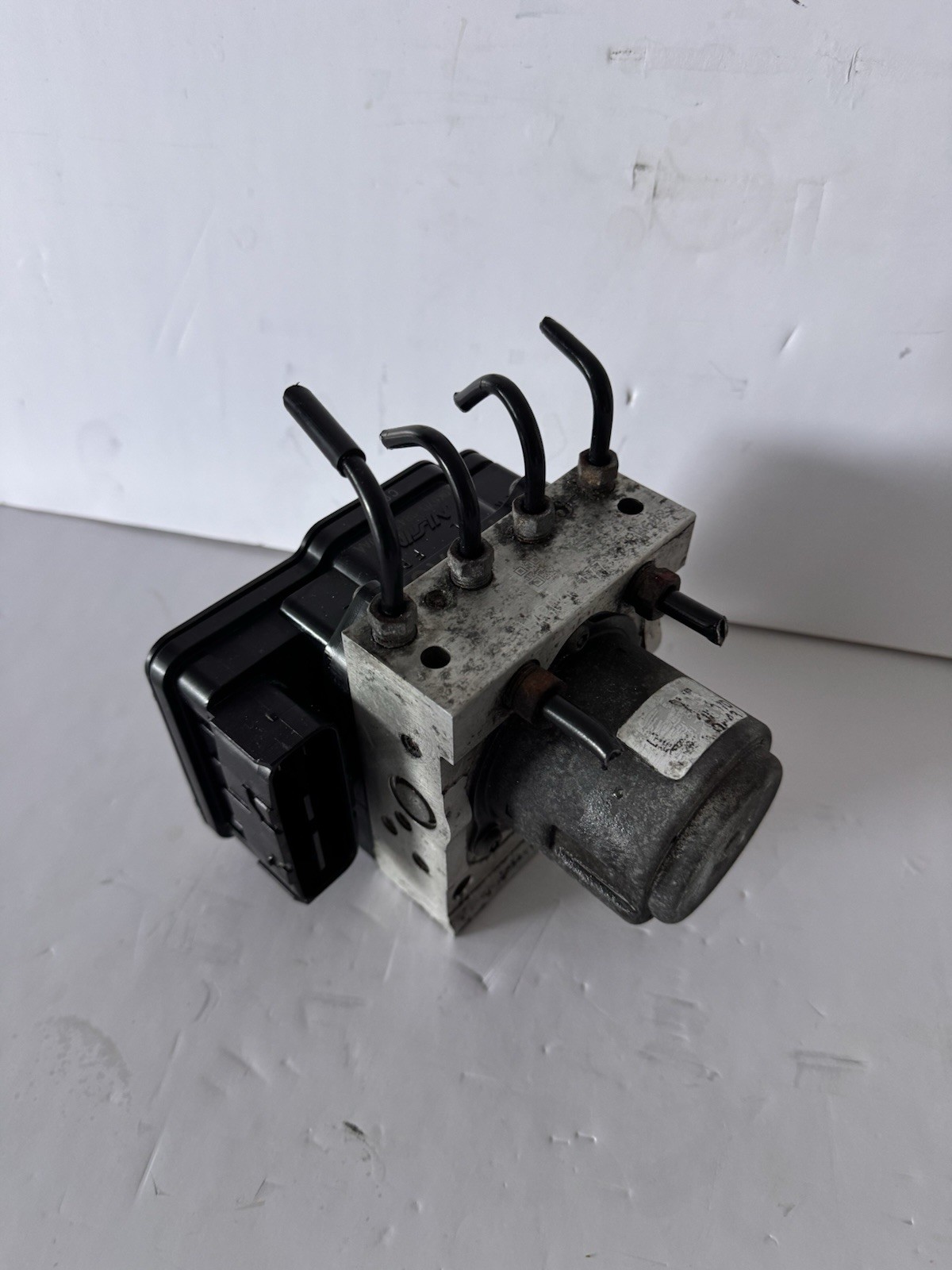 2010-2012 HONDA CROSSTOUR 3.5L ABS ANTI-LOCK BRAKING MODULE OEM TP7A5 2010-2012 HONDA CROSSTOUR 3.5L ABS ANTI-LOCK BRAKING MODULE OEM TP7A5