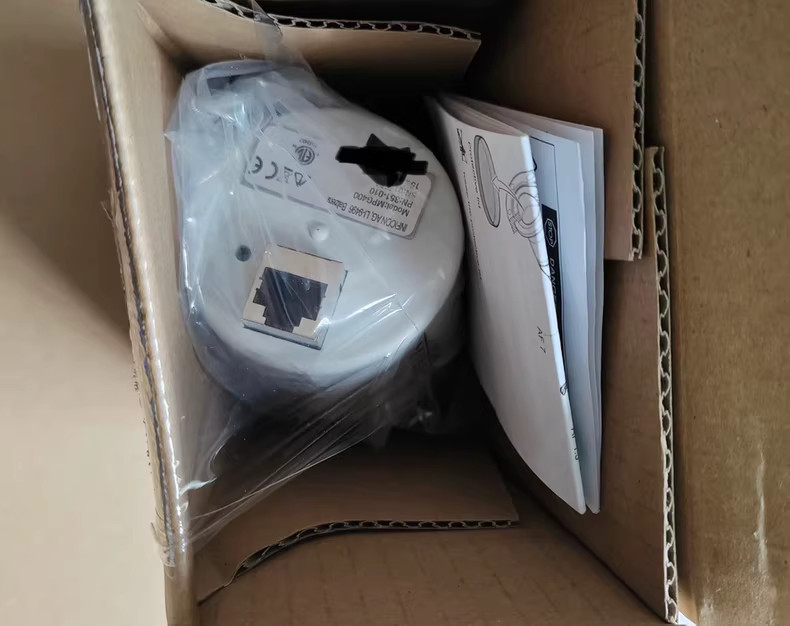 One NEW INFICON MPG400 351-010 vacuum sensor